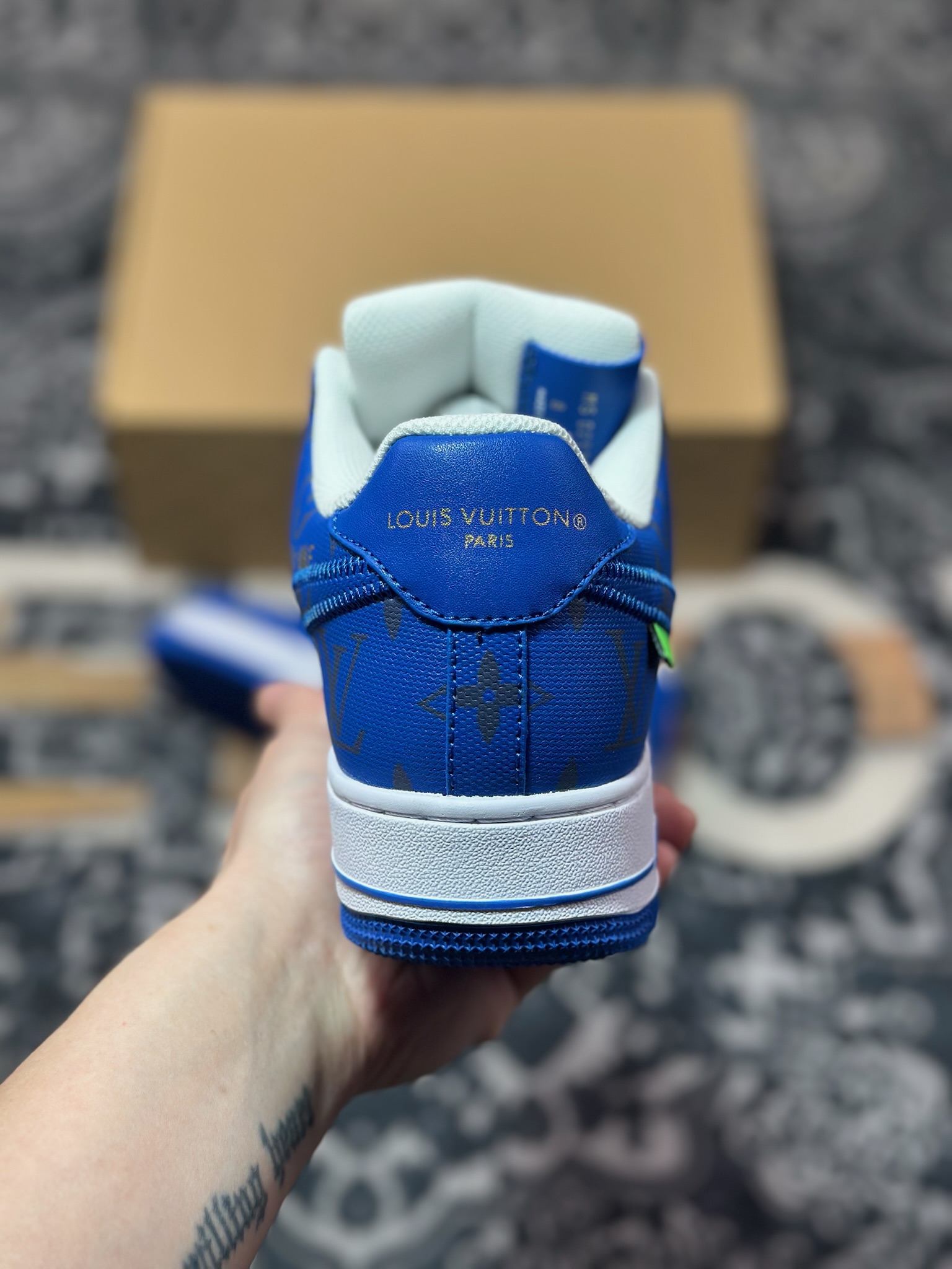 路易威登Louis Vuitton x Nike Air Force 1'07 LV8 Low” Blue/White/LV Monogram”空军一号低帮经典百搭休闲运动板鞋“皮革白蓝LV压纹老花”
