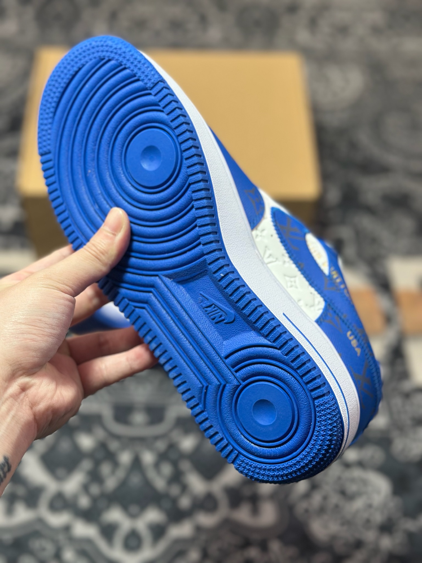 路易威登Louis Vuitton x Nike Air Force 1'07 LV8 Low” Blue/White/LV Monogram”空军一号低帮经典百搭休闲运动板鞋“皮革白蓝LV压纹老花”