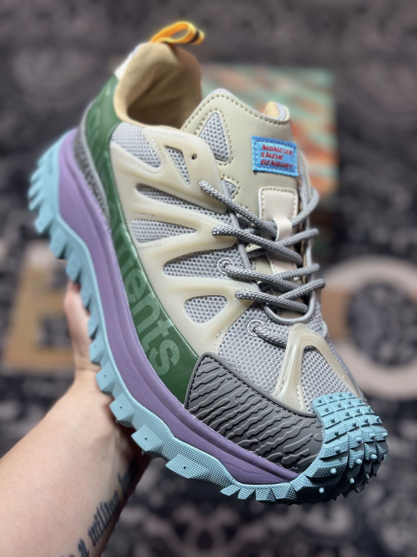 优选 Moncler 盟可睐/蒙口 Trailgrip GTX 抗撕裂材质山地户外鞋