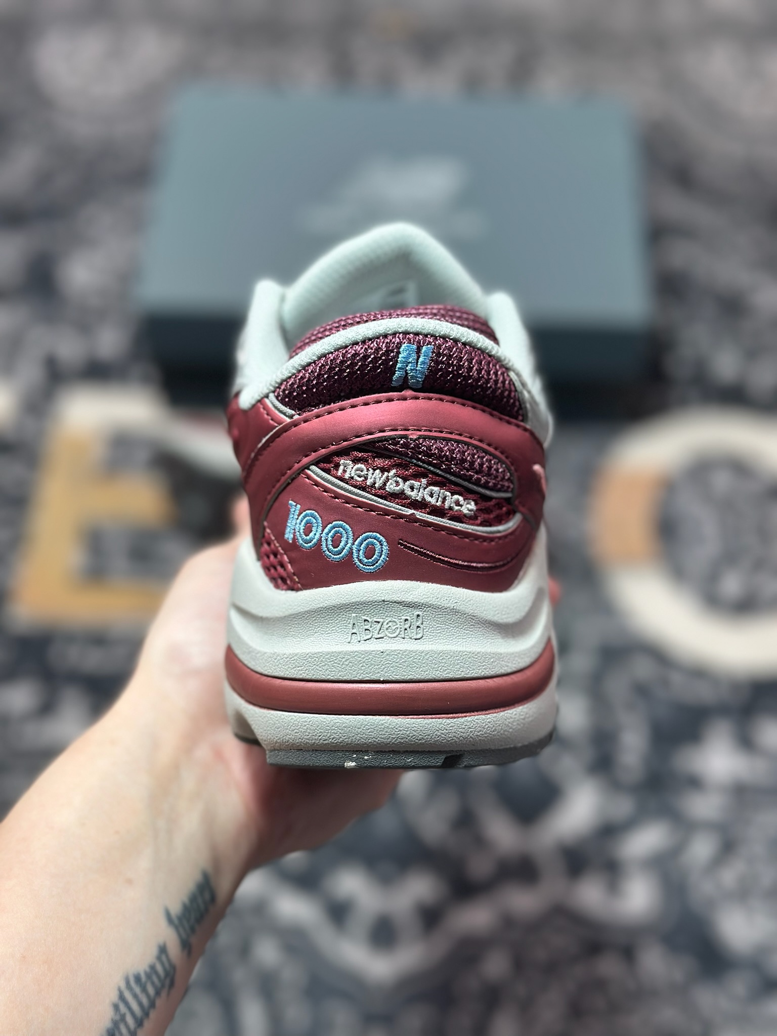 New Balance 新百伦 M1000Q 复古休闲跑步鞋