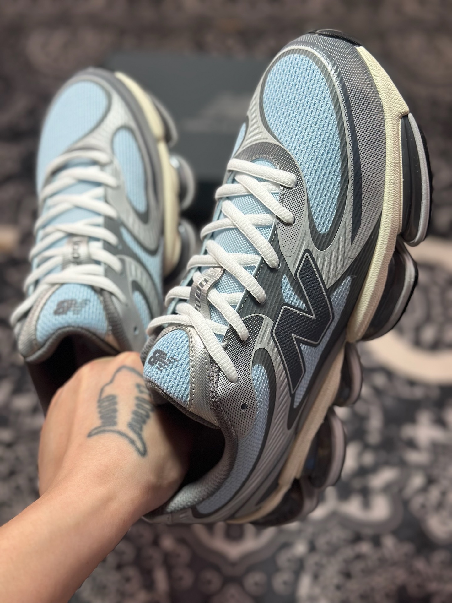 New Balance 新百伦 M2000系列 时尚百搭 织物人造革猪皮 网面休闲鞋 U2000BA