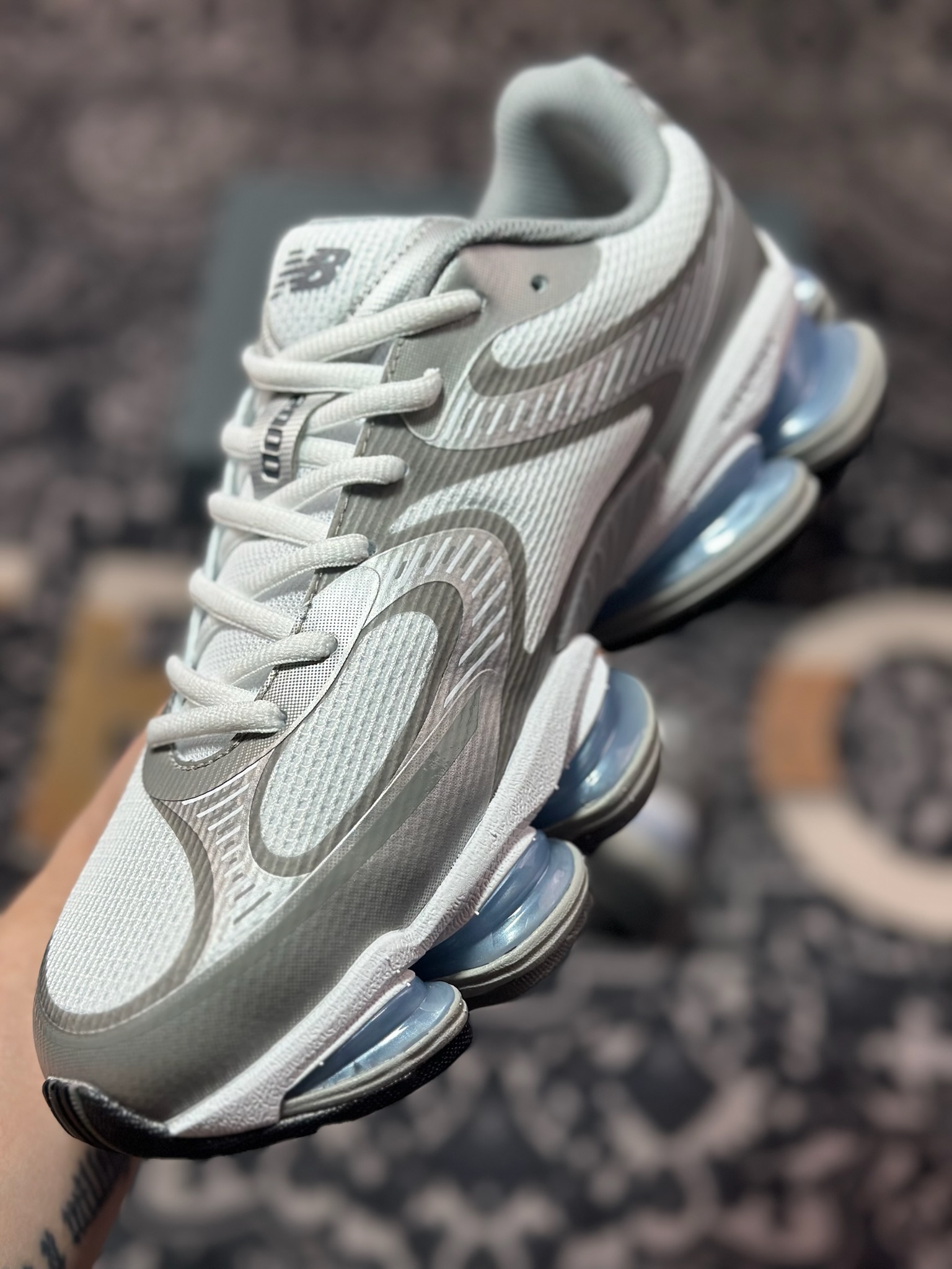 New Balance 新百伦 M2000系列 时尚百搭 织物人造革猪皮 网面休闲鞋 U2000AA