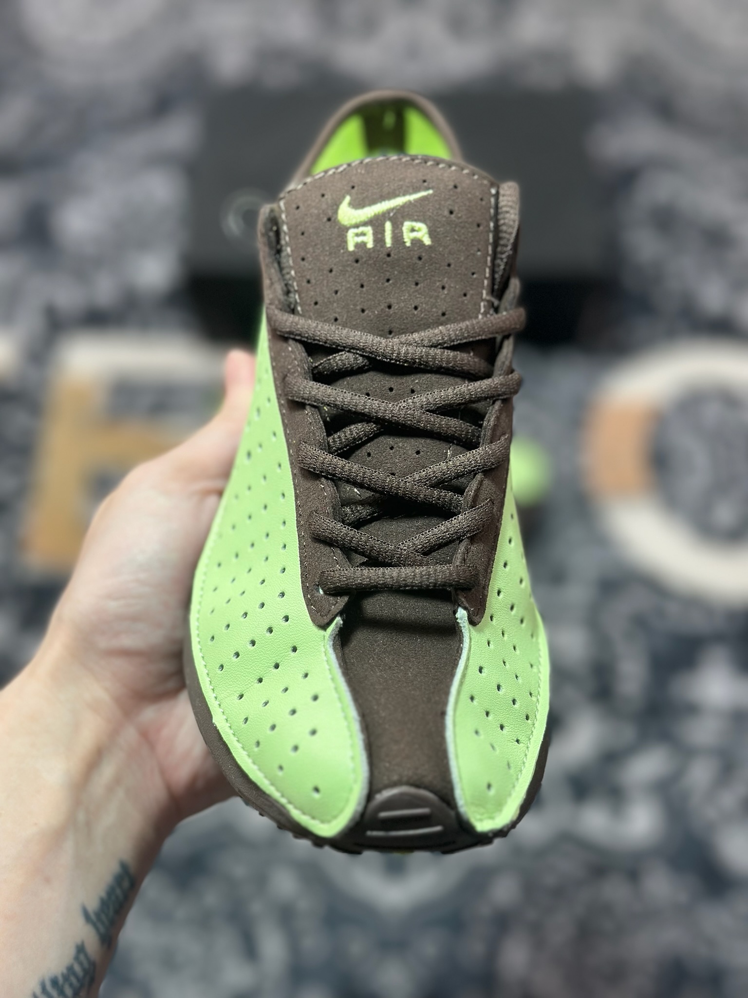 Nike Air Superfly 舒适百搭防滑耐磨 低帮跑步鞋 女款 棕绿色 HJ8082-302