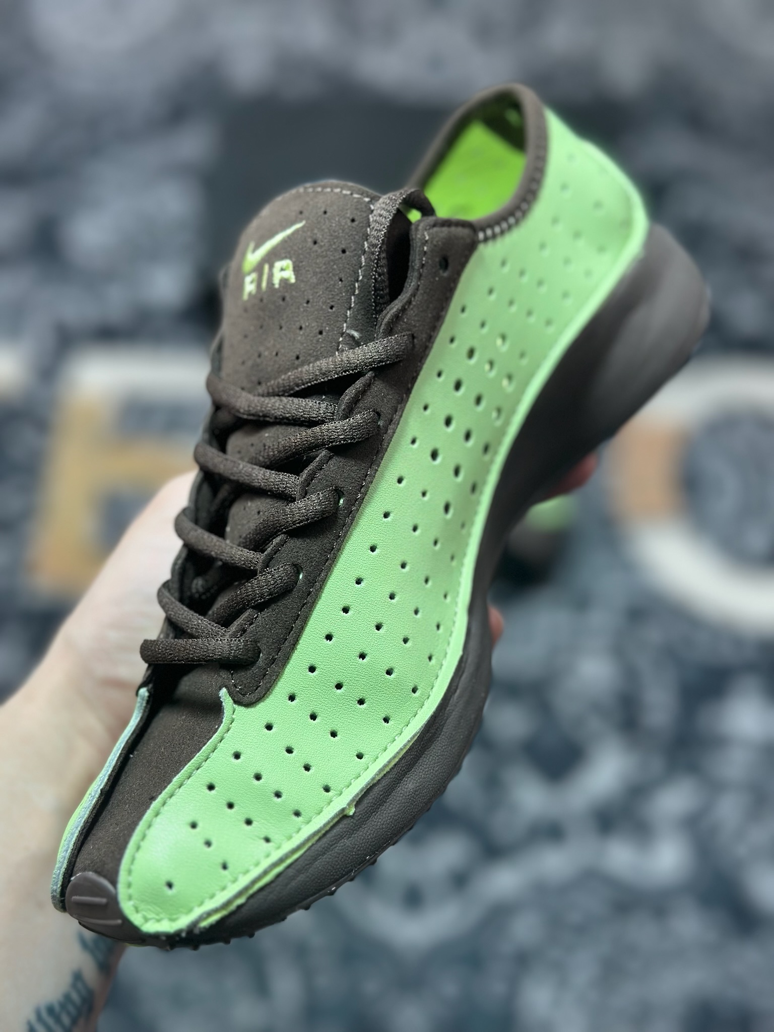 Nike Air Superfly 舒适百搭防滑耐磨 低帮跑步鞋 女款 棕绿色 HJ8082-302