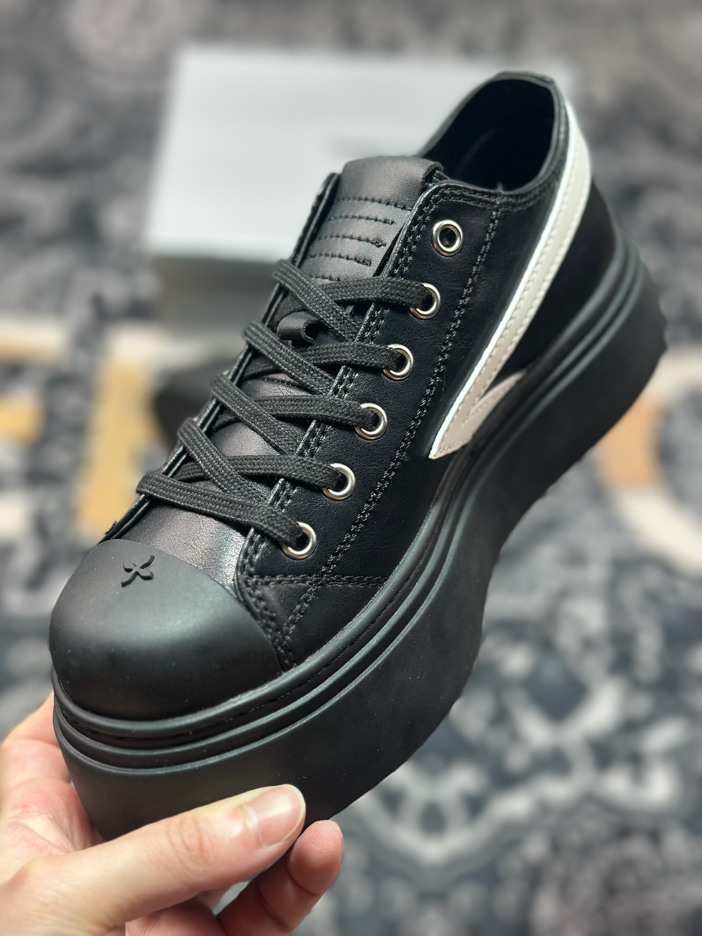 SMFK Compass Meteor Dark Night Low 黑夜流星系列低帮小脏板鞋“皮革全黑白LOGO”S0002BB