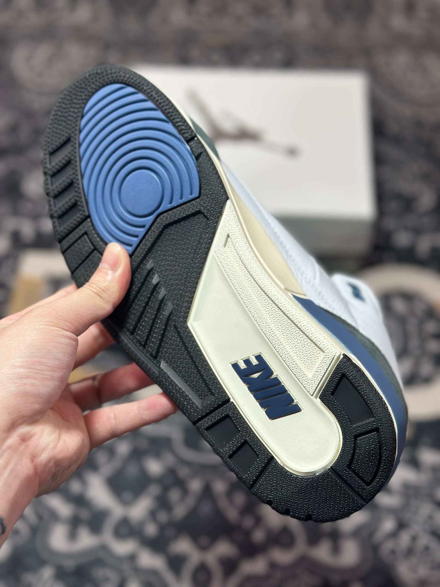 优选 A Ma Maniére x Air Jordan 3 ”DIFFUSED BLUE” AMM联名白蓝色 HV8571-100