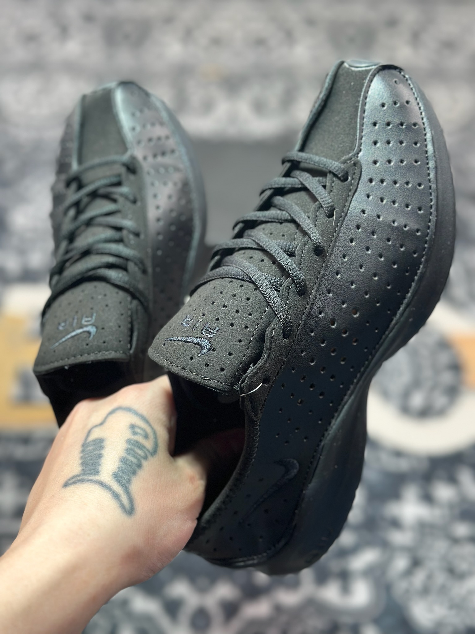A8200 原装级别 Nike Air Superfly 舒适百搭防滑耐磨 低帮跑步鞋 女款 黑色 HJ8082-002