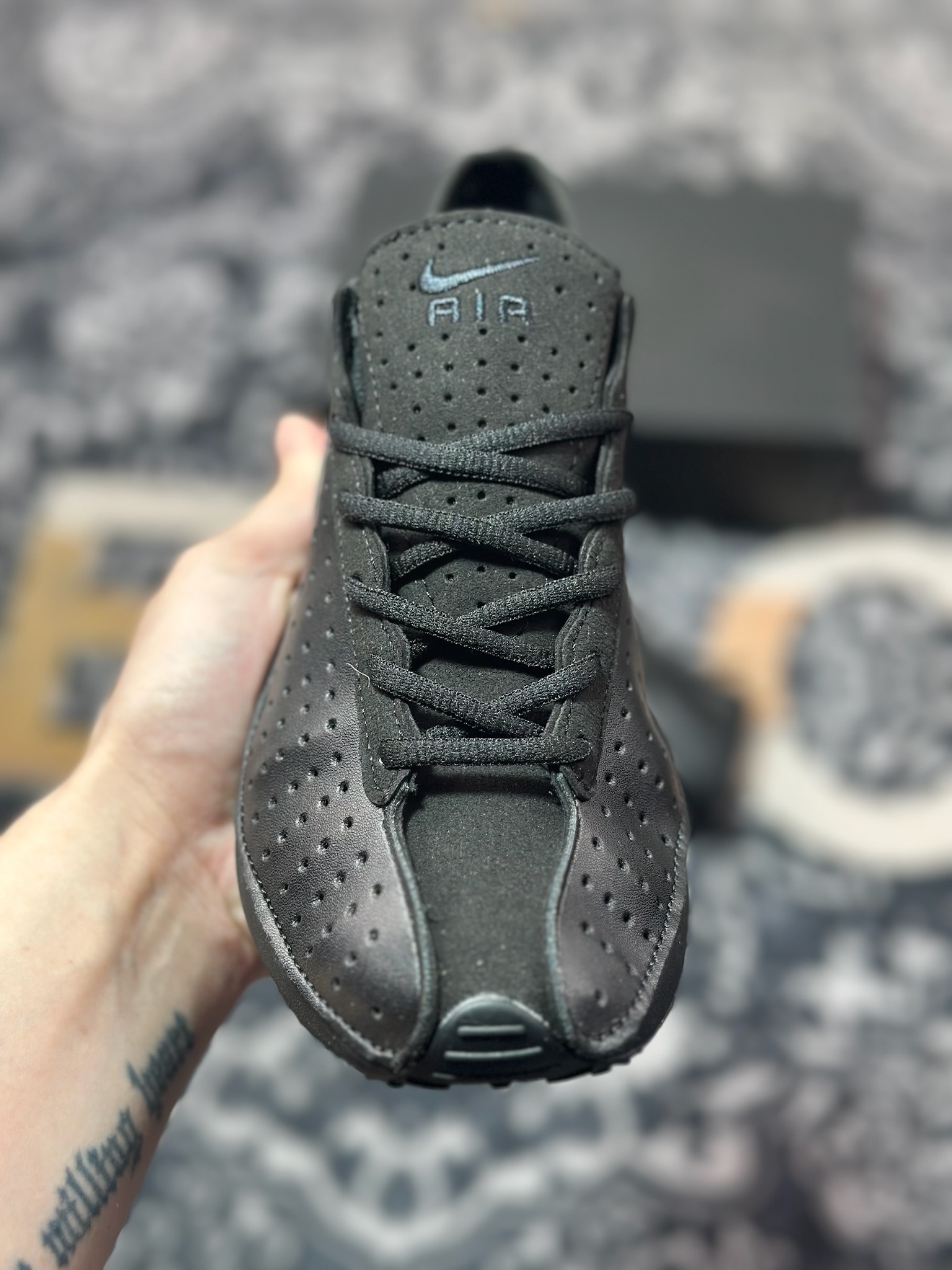 A8200 原装级别 Nike Air Superfly 舒适百搭防滑耐磨 低帮跑步鞋 女款 黑色 HJ8082-002
