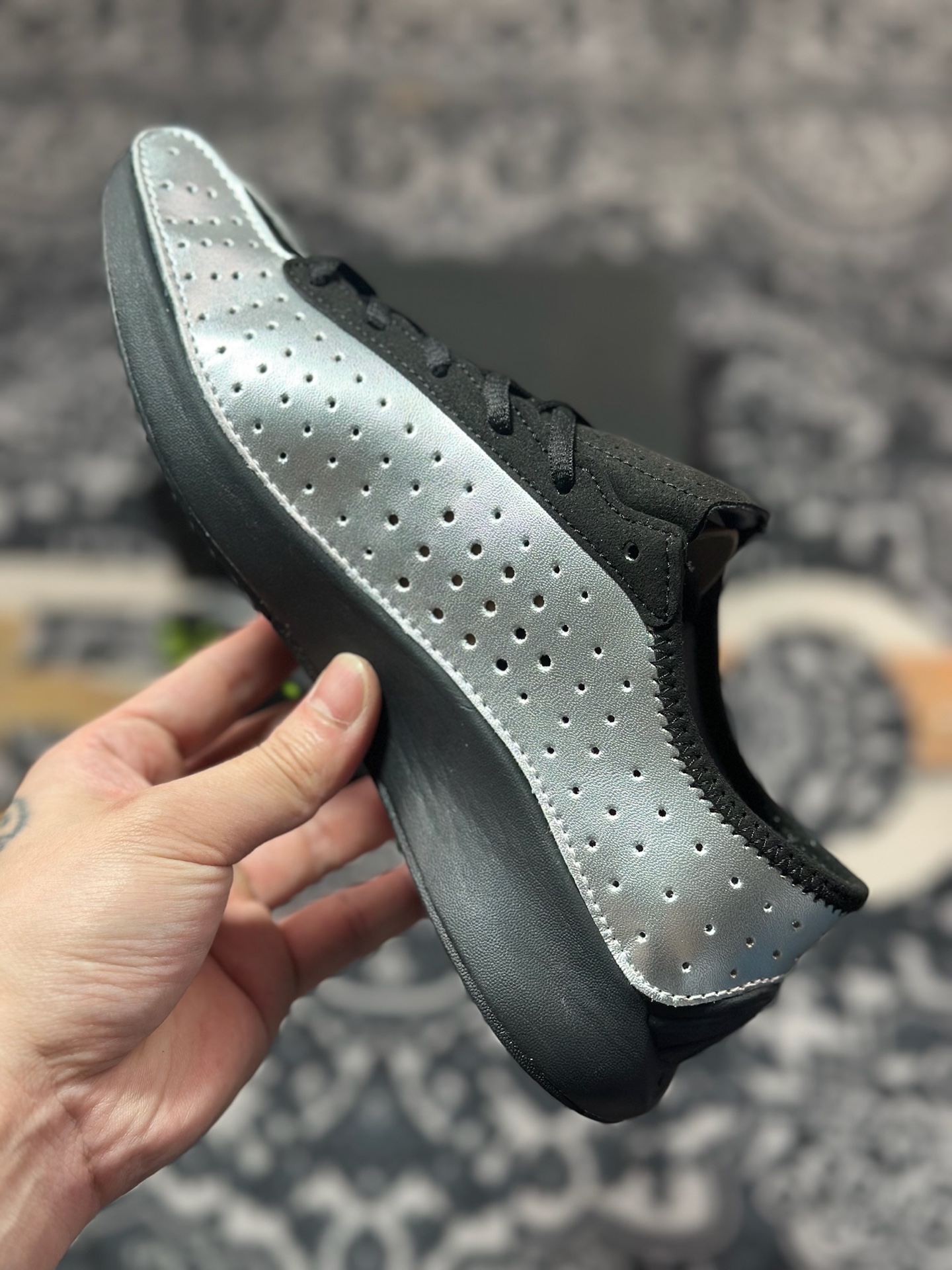 A8200 原装级别 Nike Air Superfly 舒适百搭防滑耐磨 低帮跑步鞋 女款 银色 HJ8082-601