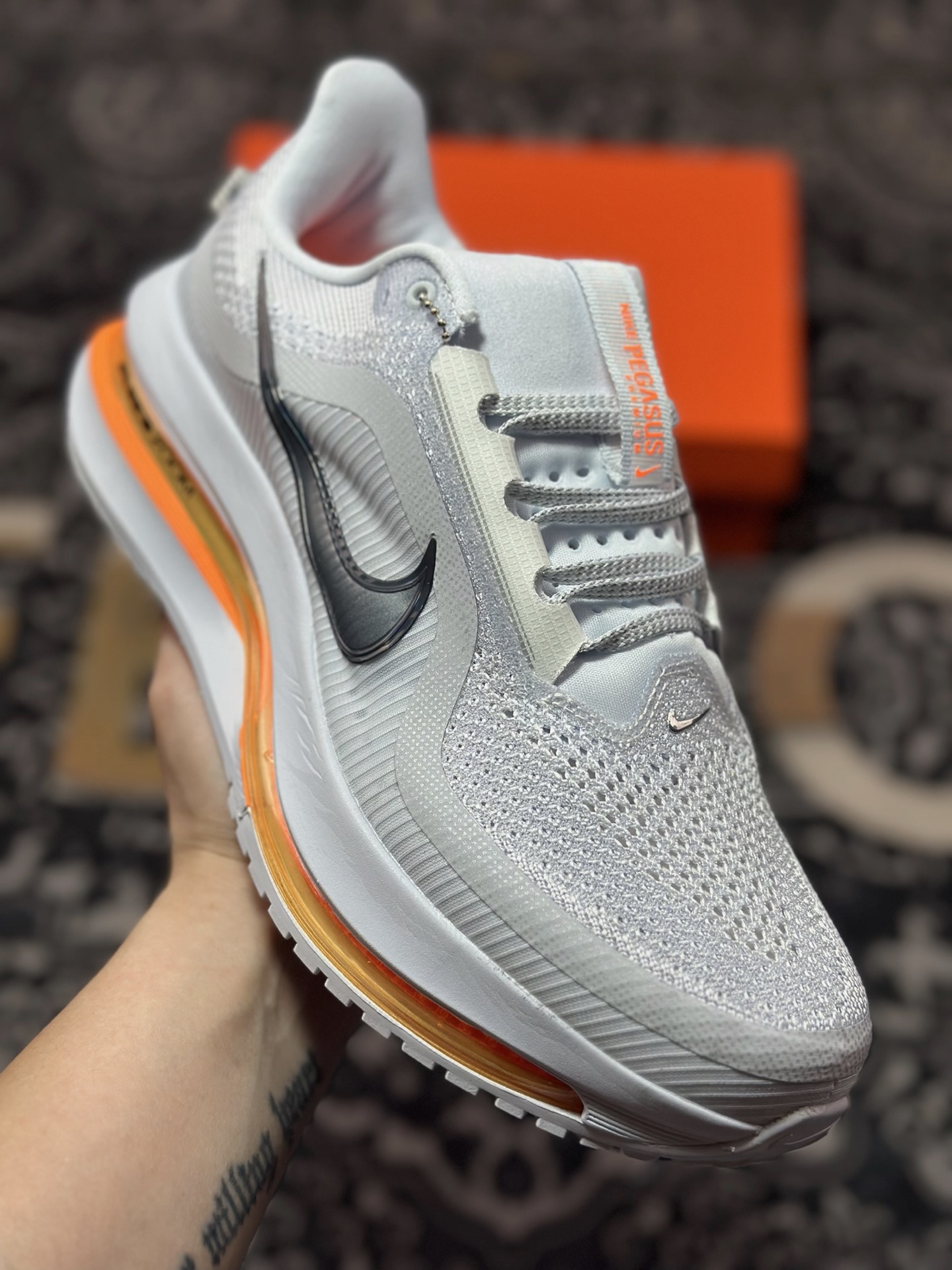 B7320 优选 原装级别 Nike Pegasus Premium Airscape 舒适百搭减震防滑耐磨透气 低帮跑步鞋 HQ2592-002