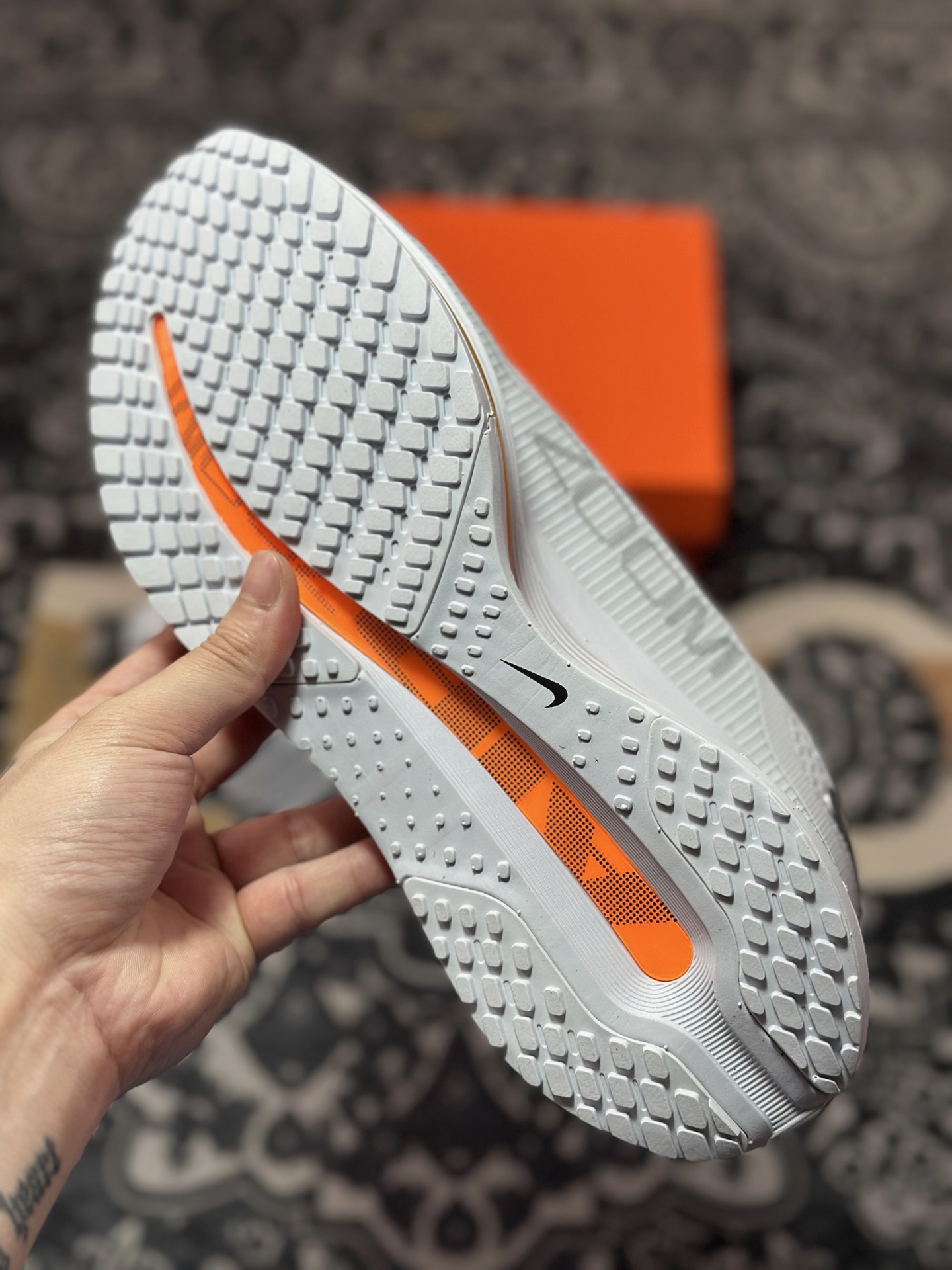 B7320 优选 原装级别 Nike Pegasus Premium Airscape 舒适百搭减震防滑耐磨透气 低帮跑步鞋 HQ2592-002