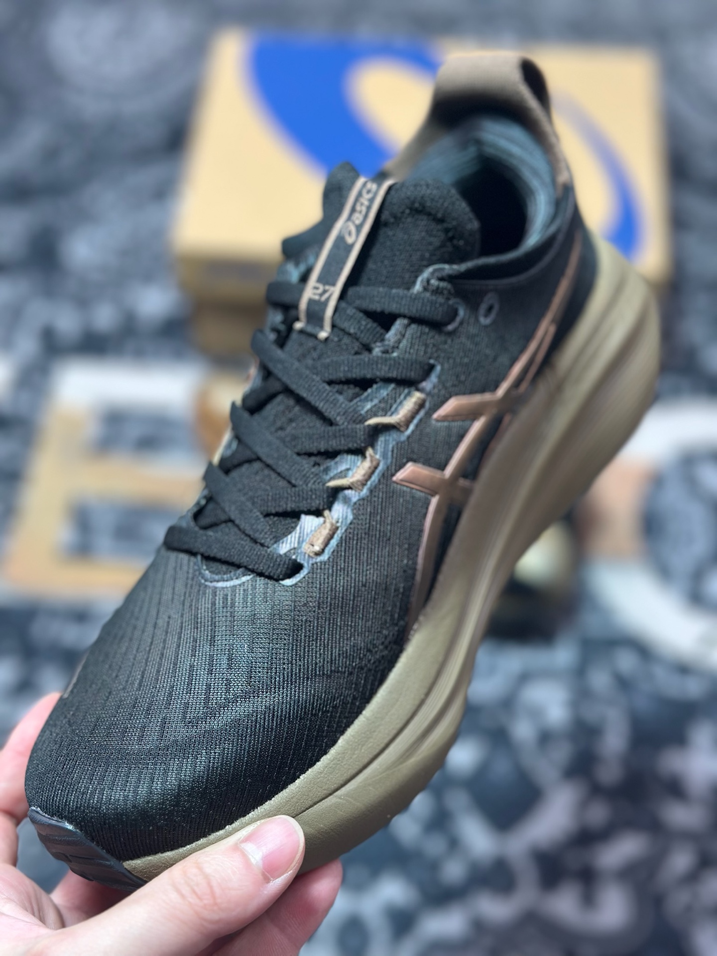 A7200 原装级别 Asics Gel-Nimbus 27 黑金 亚瑟士27代舒适轻盈休闲跑步鞋