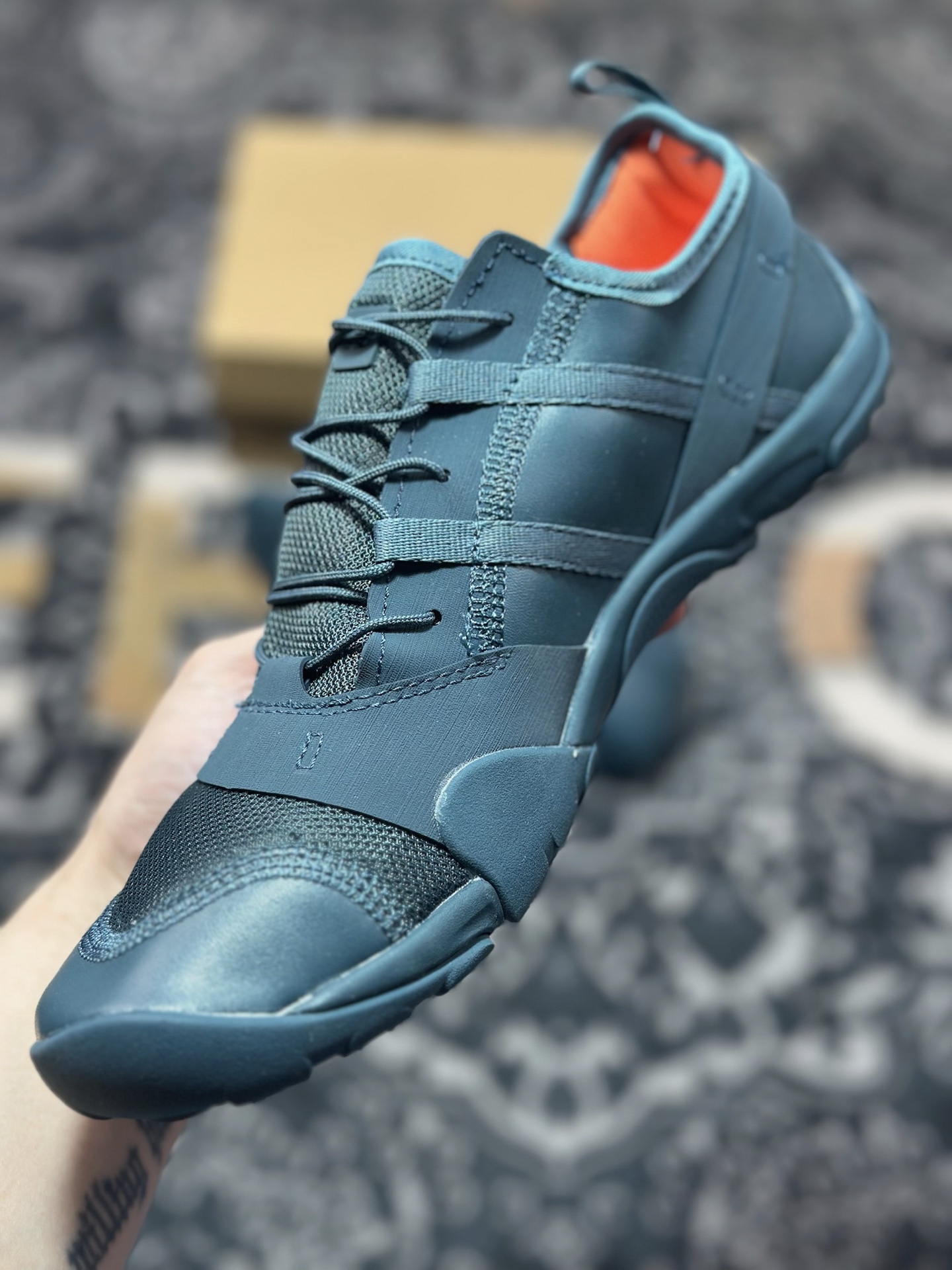 B0240 原装级别 ISSEY MIYAKE/三宅一生 x New Balance NB YARU MT10O 舒适时尚 减震耐磨 低帮 生活休闲鞋 男女同款 绿色 MT10OIY