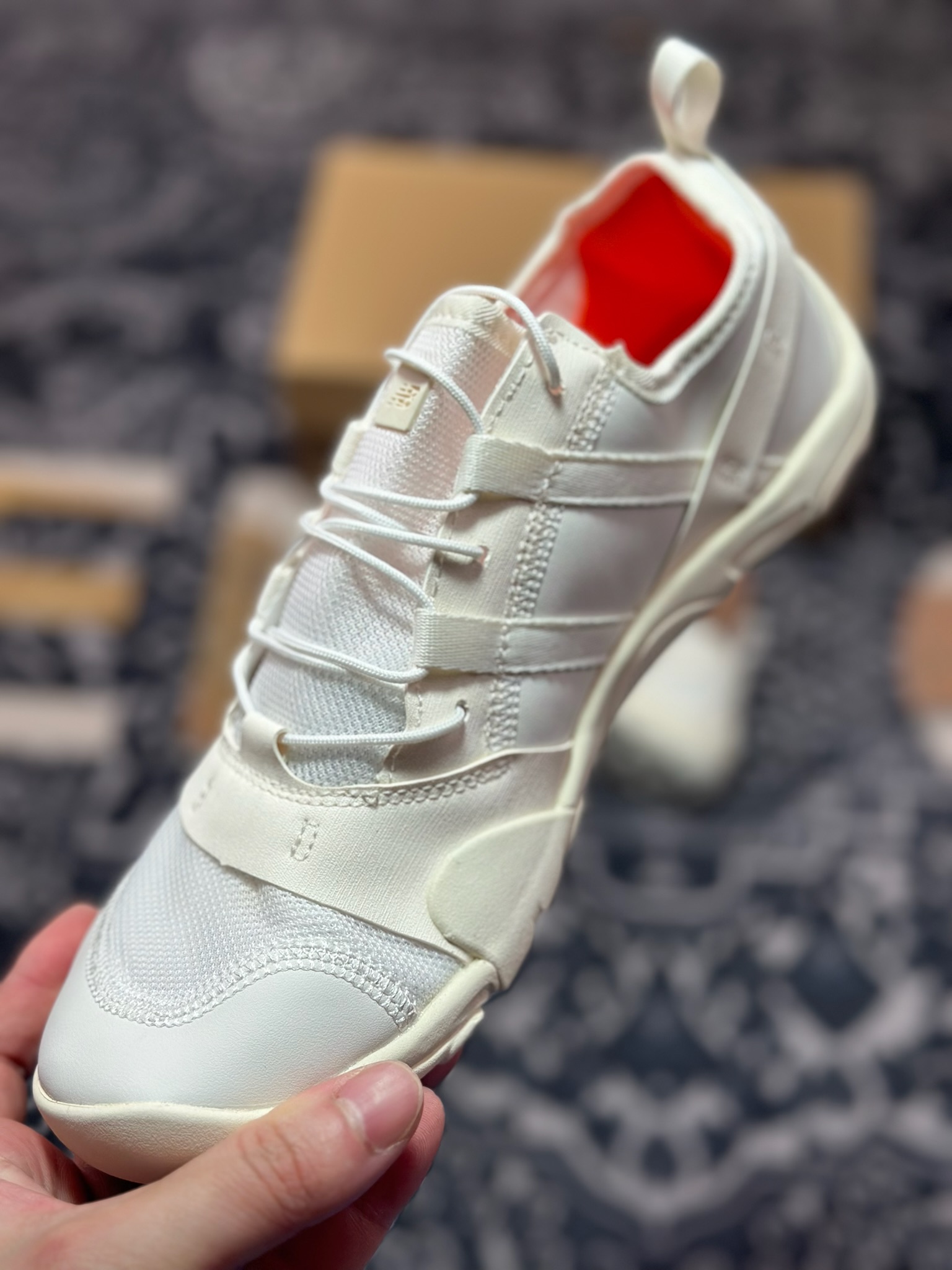 B0240 原装级别ISSEY MIYAKE/三宅一生 x New Balance MT10 舒适时尚 减震耐磨 低帮 生活休闲鞋 男女同款 白色 M10OIM