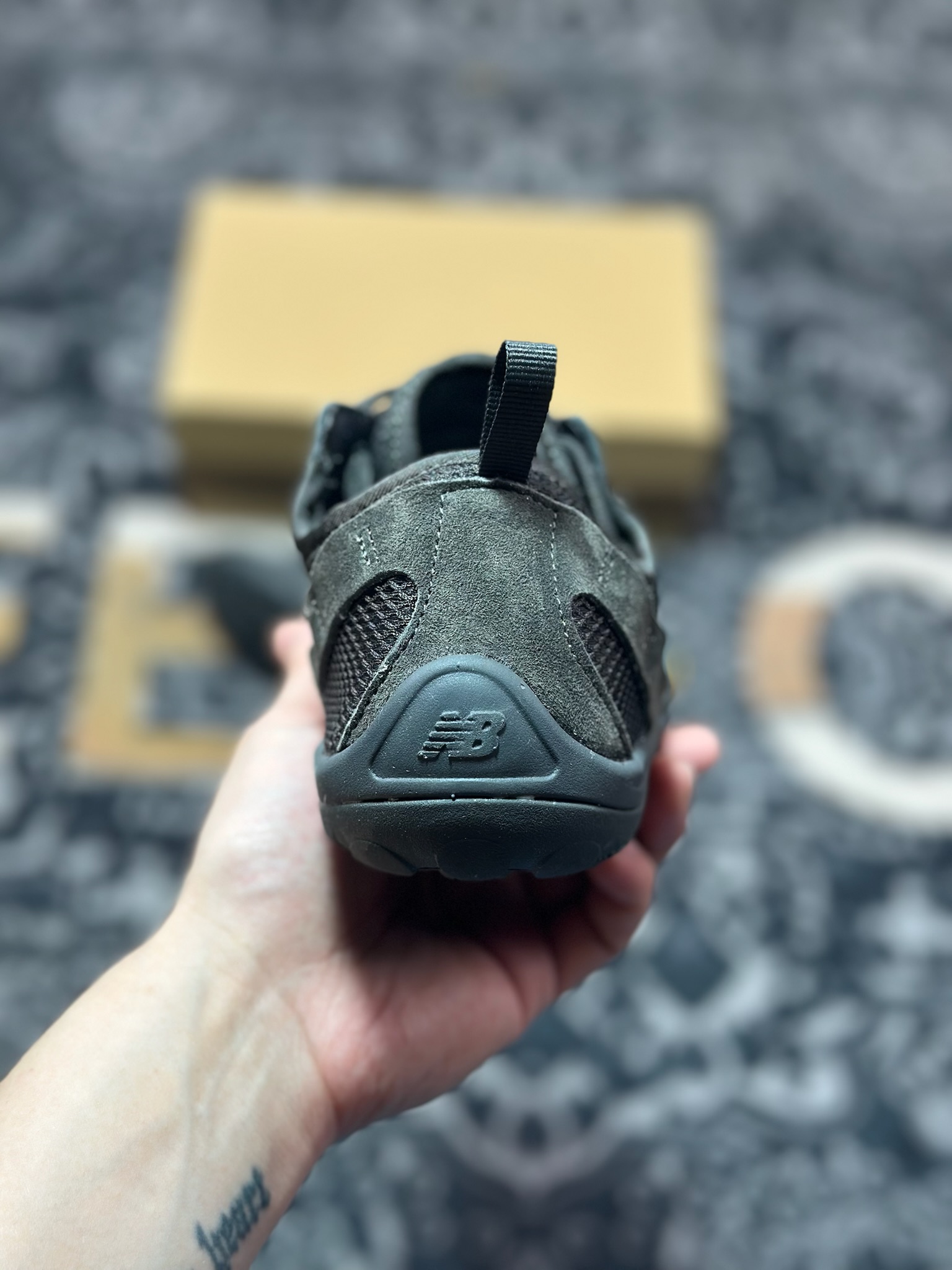 B0240 原装级别New Balance MT10 薄底赤足鞋 防滑耐磨平衡轻便 低帮 休闲城市通勤跑步鞋 男款 黑色 MT10OAC