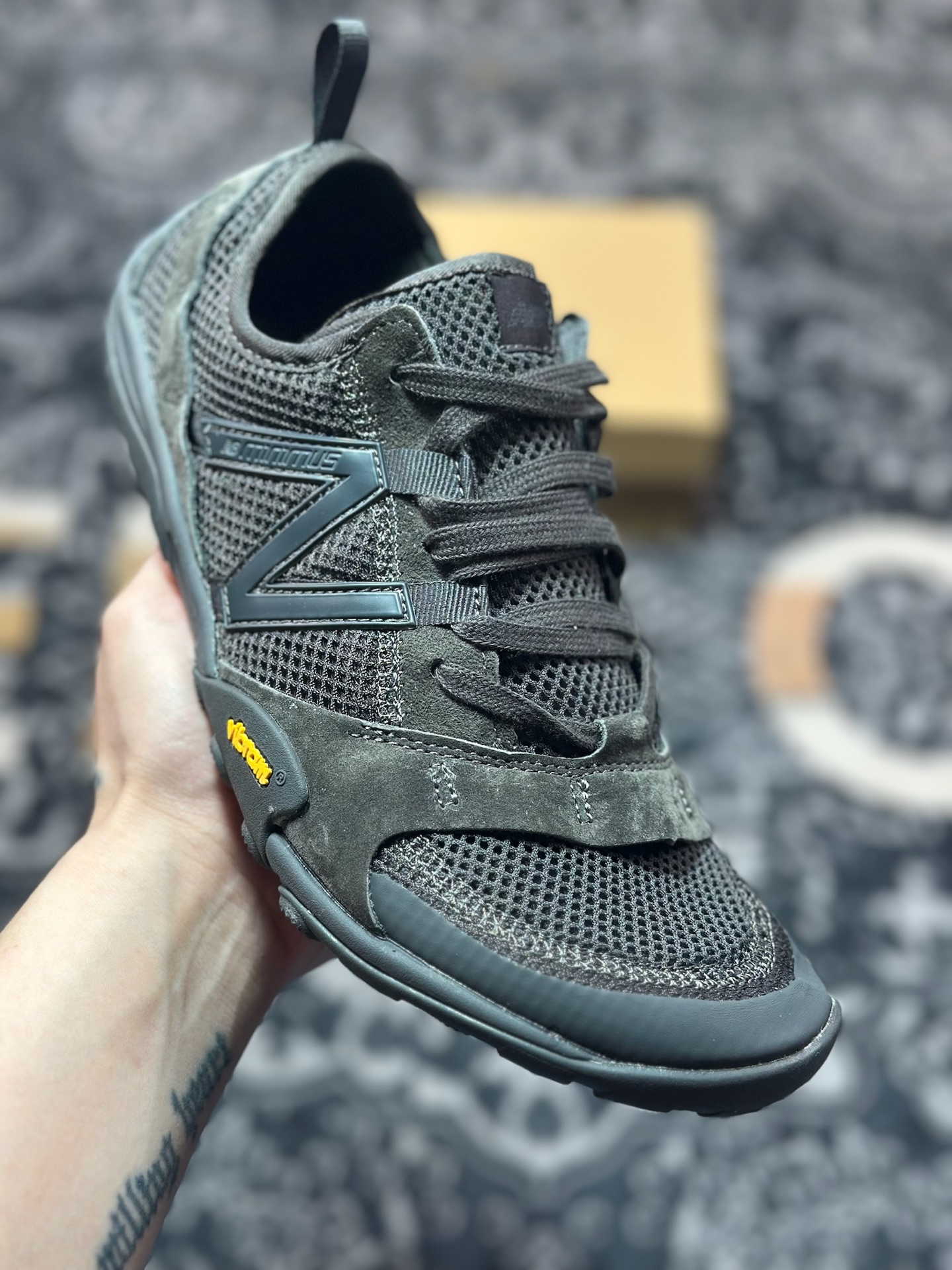 B0240 原装级别New Balance MT10 薄底赤足鞋 防滑耐磨平衡轻便 低帮 休闲城市通勤跑步鞋 男款 黑色 MT10OAC