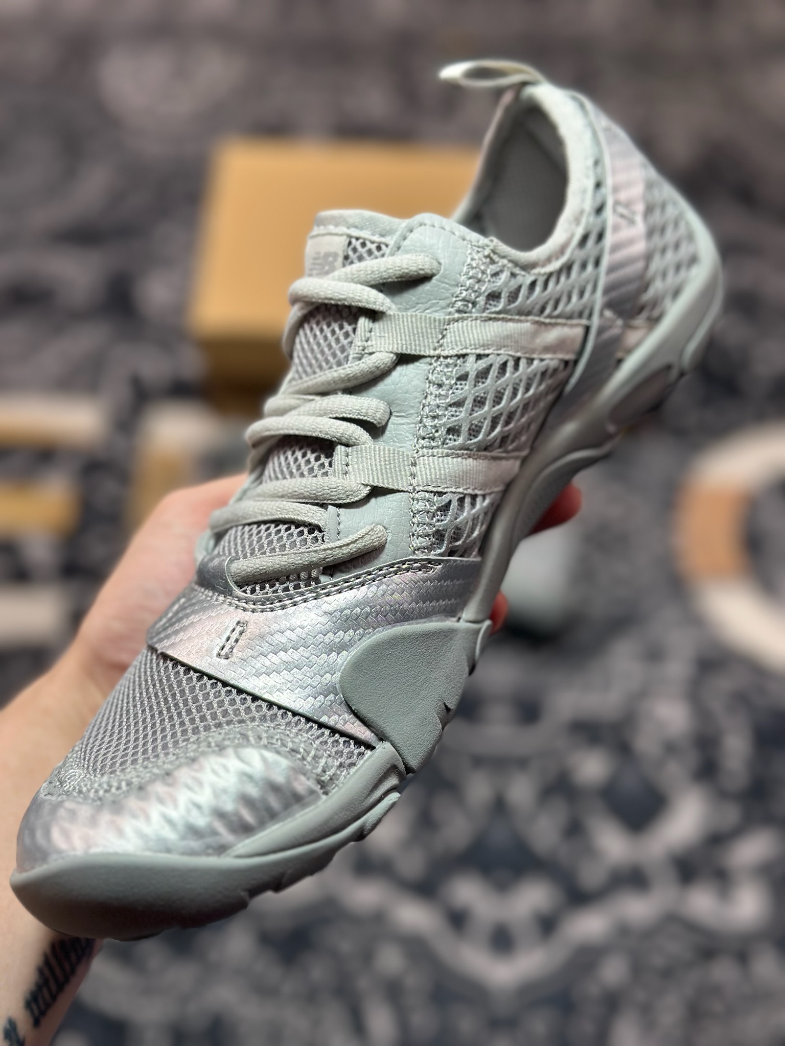 B0240 原装级别New Balance MT10 薄底赤足鞋 薄系扁鞋风 防滑耐磨 低帮 生活休闲鞋 男女同款 银灰色 MT10OAB