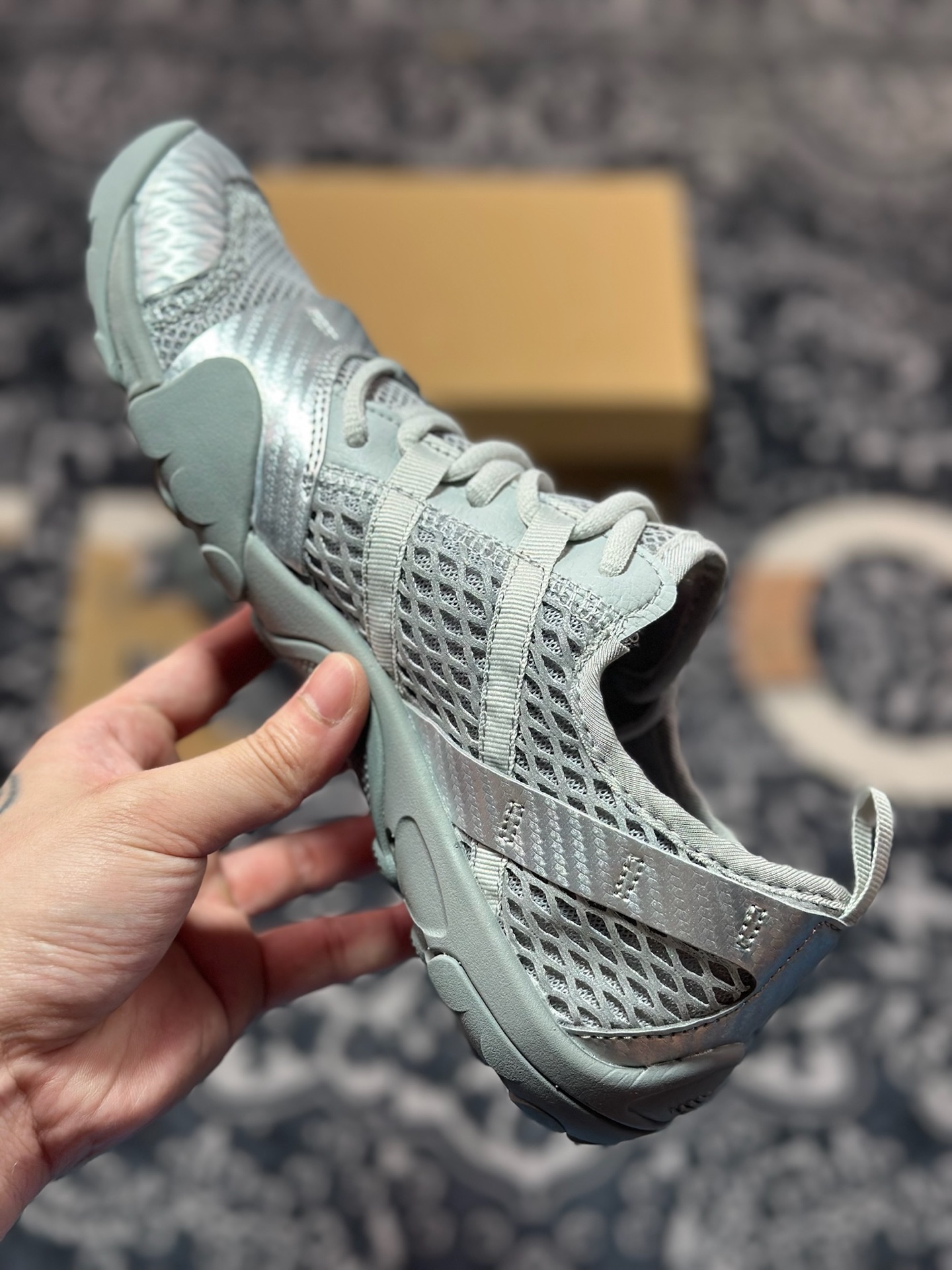 B0240 原装级别New Balance MT10 薄底赤足鞋 薄系扁鞋风 防滑耐磨 低帮 生活休闲鞋 男女同款 银灰色 MT10OAB