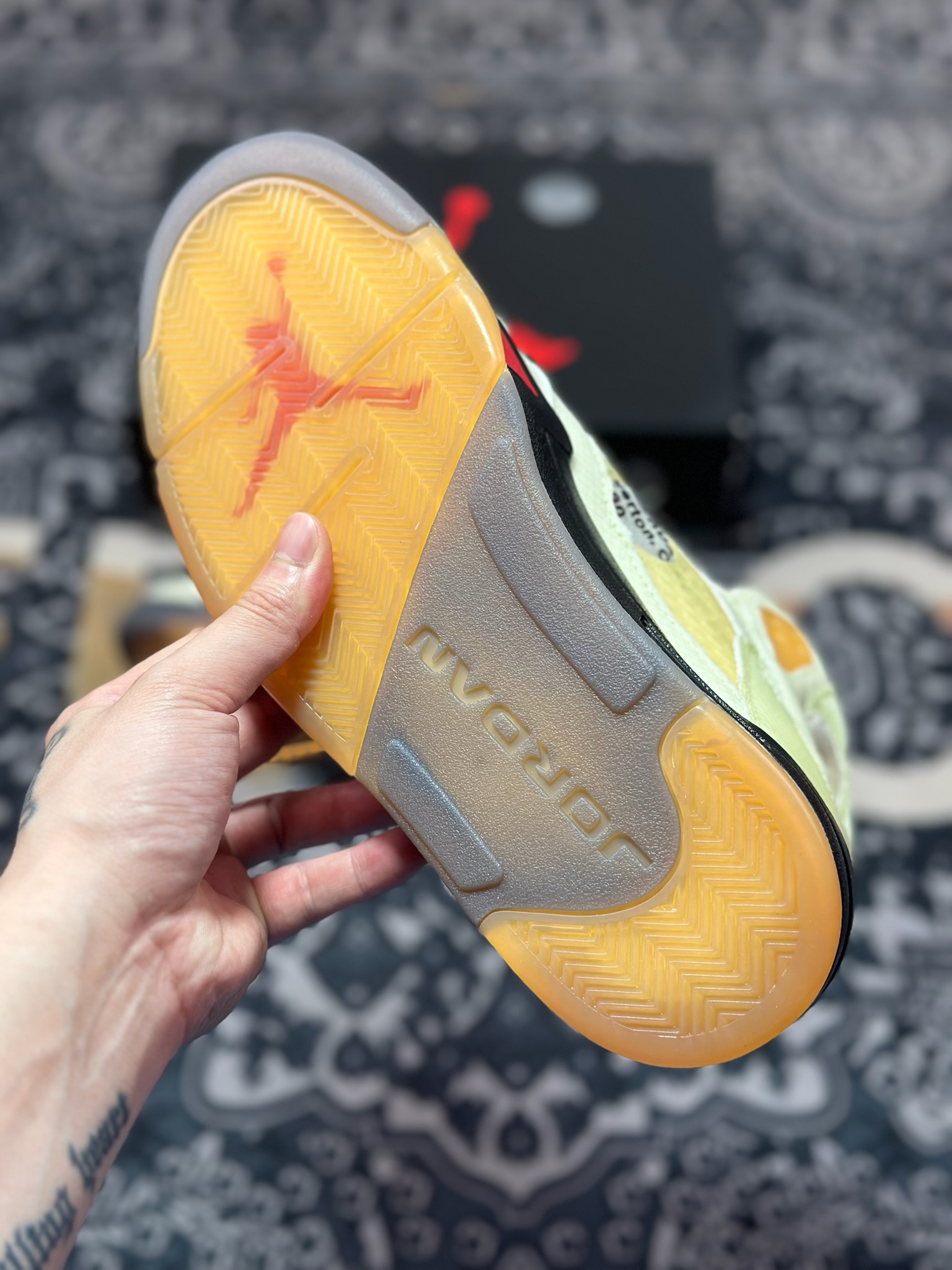 原厂级别 Off-White x Air Jordan Retro AJ5 OW联名奶黄蝉翼 氧化流川枫 DH8565-100