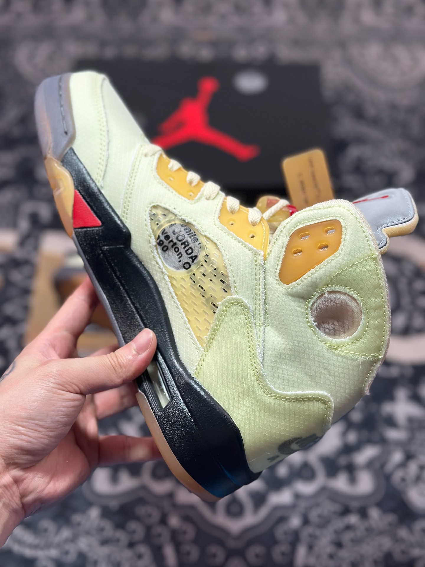 原厂级别 Off-White x Air Jordan Retro AJ5 OW联名奶黄蝉翼 氧化流川枫 DH8565-100