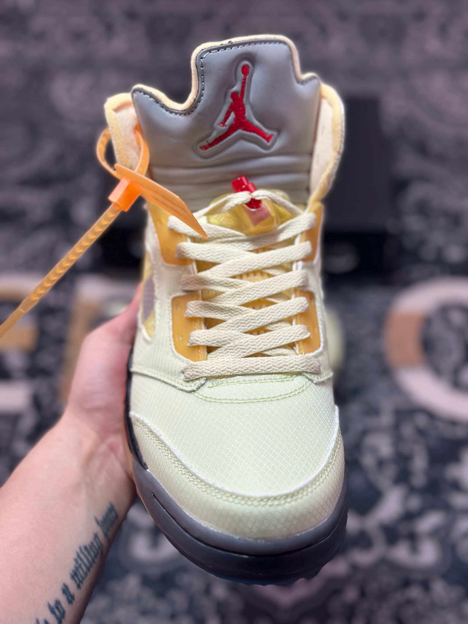 原厂级别 Off-White x Air Jordan Retro AJ5 OW联名奶黄蝉翼 氧化流川枫 DH8565-100