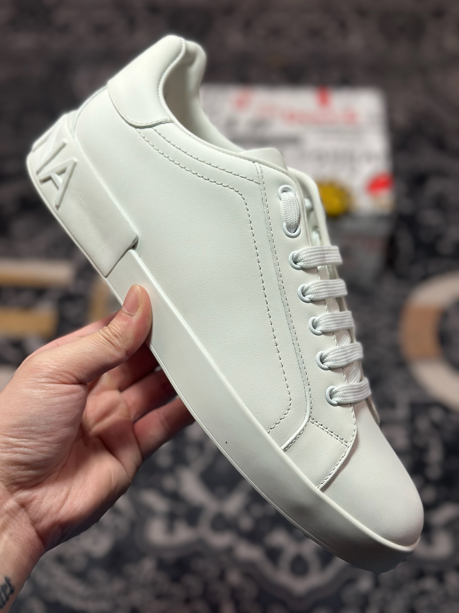 Dolce&Gabbana小白鞋运动鞋 采用意大利定制小牛皮