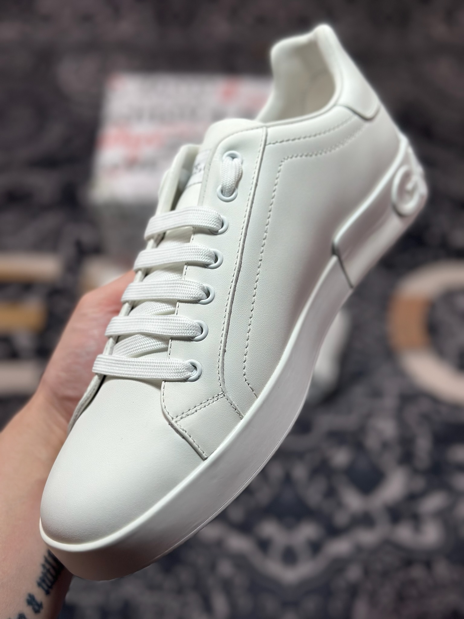 Dolce&Gabbana小白鞋运动鞋 采用意大利定制小牛皮