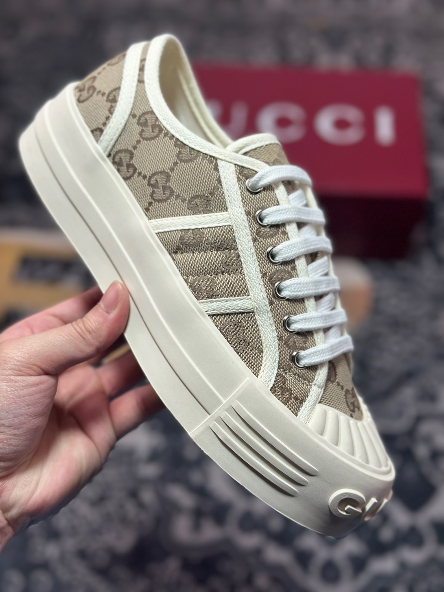 C0350 古驰Gucci Chunky Sneaker 1977厚底系列低帮运动板鞋“帆布乌木棕GG帆布”816879 FABZZ 9143