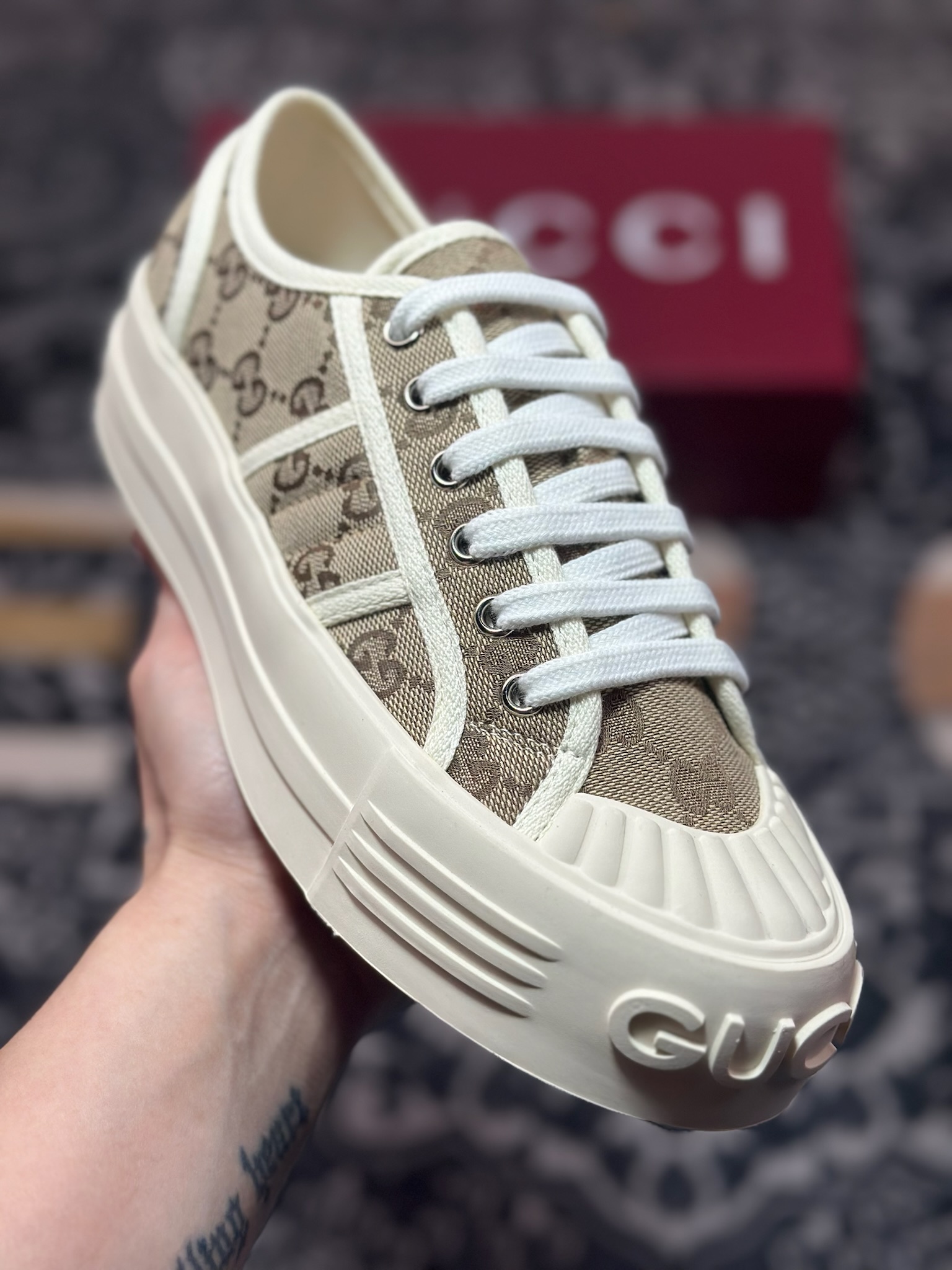 C0350 古驰Gucci Chunky Sneaker 1977厚底系列低帮运动板鞋“帆布乌木棕GG帆布”816879 FABZZ 9143