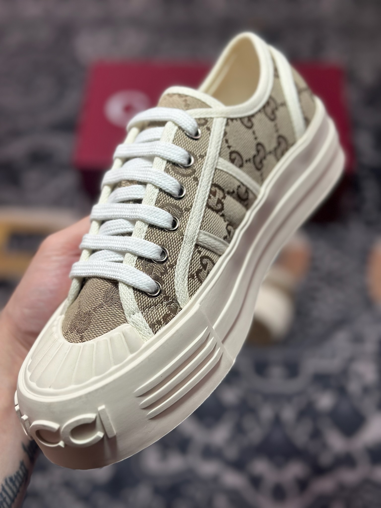C0350 古驰Gucci Chunky Sneaker 1977厚底系列低帮运动板鞋“帆布乌木棕GG帆布”816879 FABZZ 9143