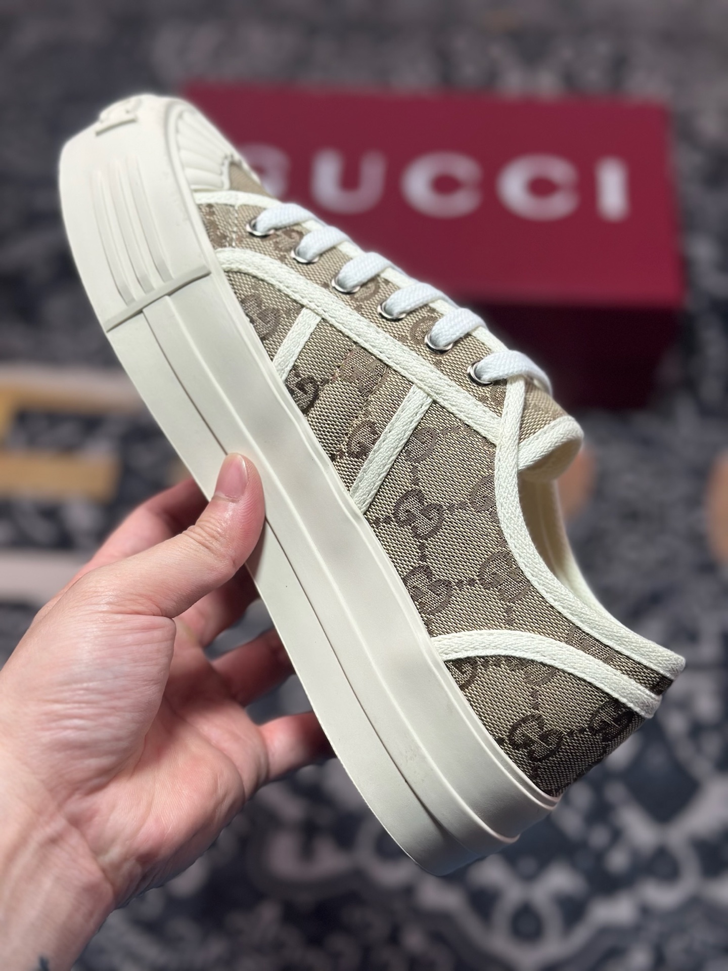 C0350 古驰Gucci Chunky Sneaker 1977厚底系列低帮运动板鞋“帆布乌木棕GG帆布”816879 FABZZ 9143