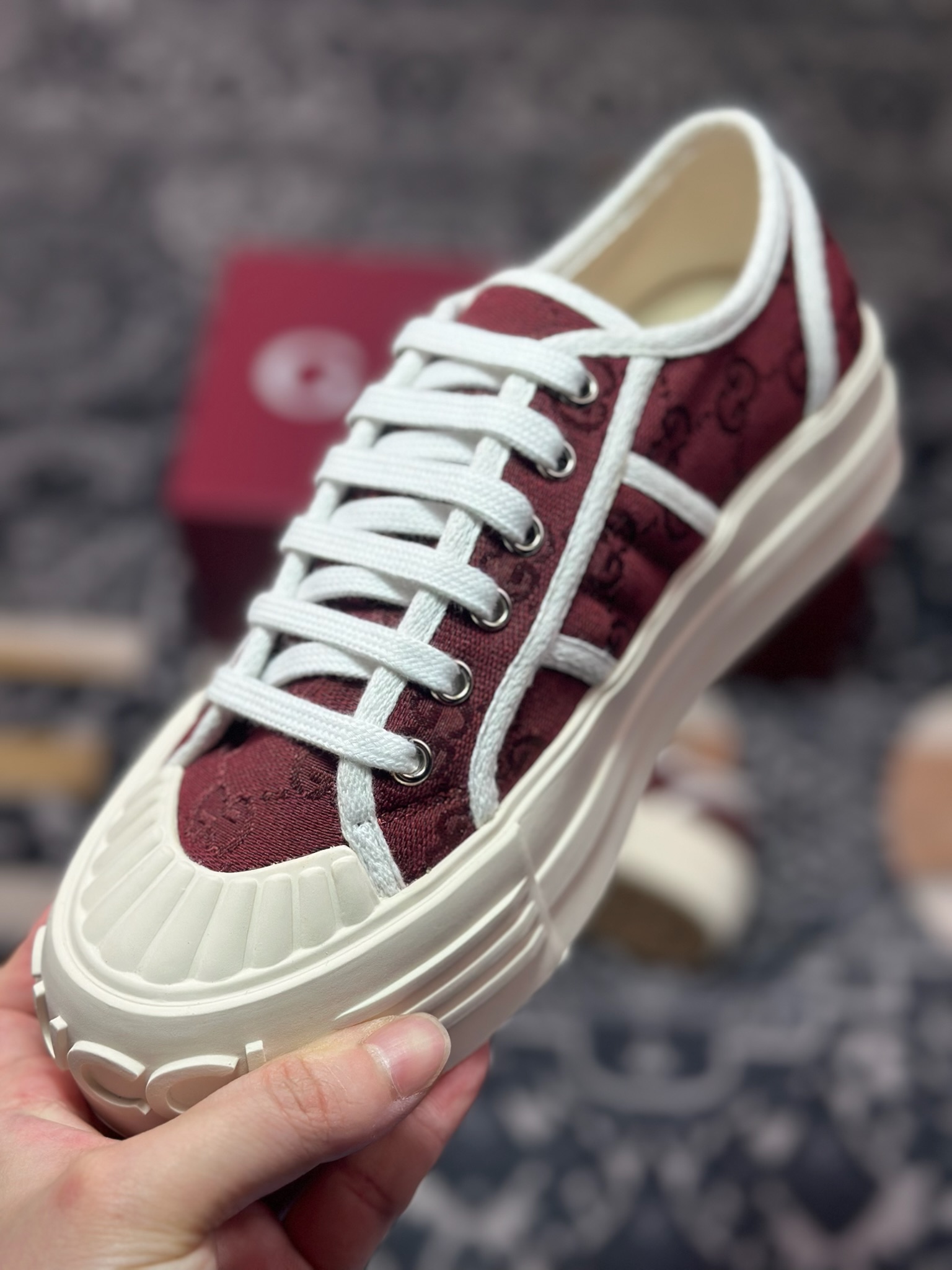 C0350 古驰Gucci Chunky Sneaker 1977厚底系列低帮百搭休闲运动板鞋“帆布酒红GG帆布” 816879 FABZZ 8545