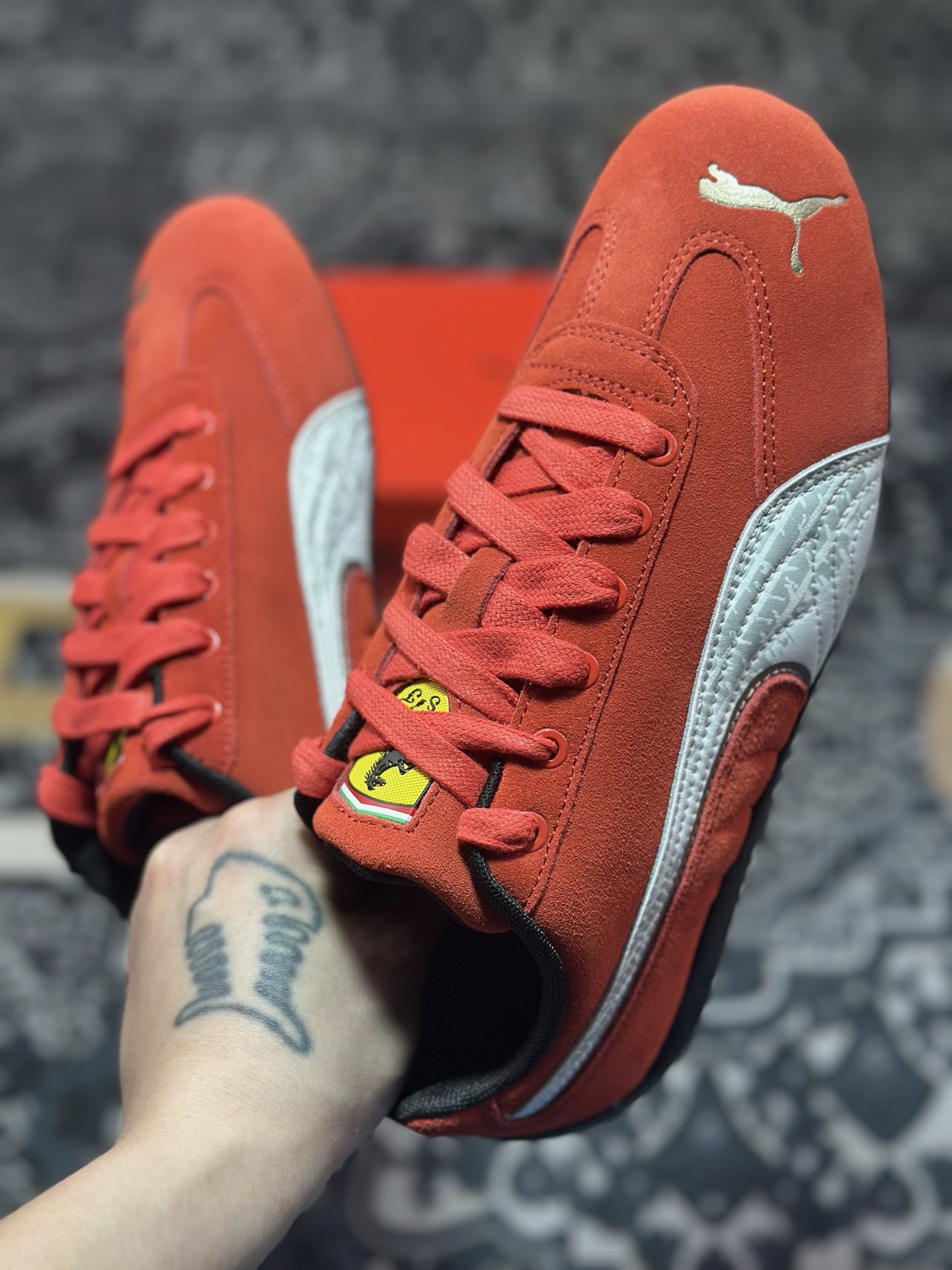 优选 原装级别 Ferrari x Puma Speedcet 红白色 联名彪马低帮复古运动休闲赛车跑鞋 309180-01