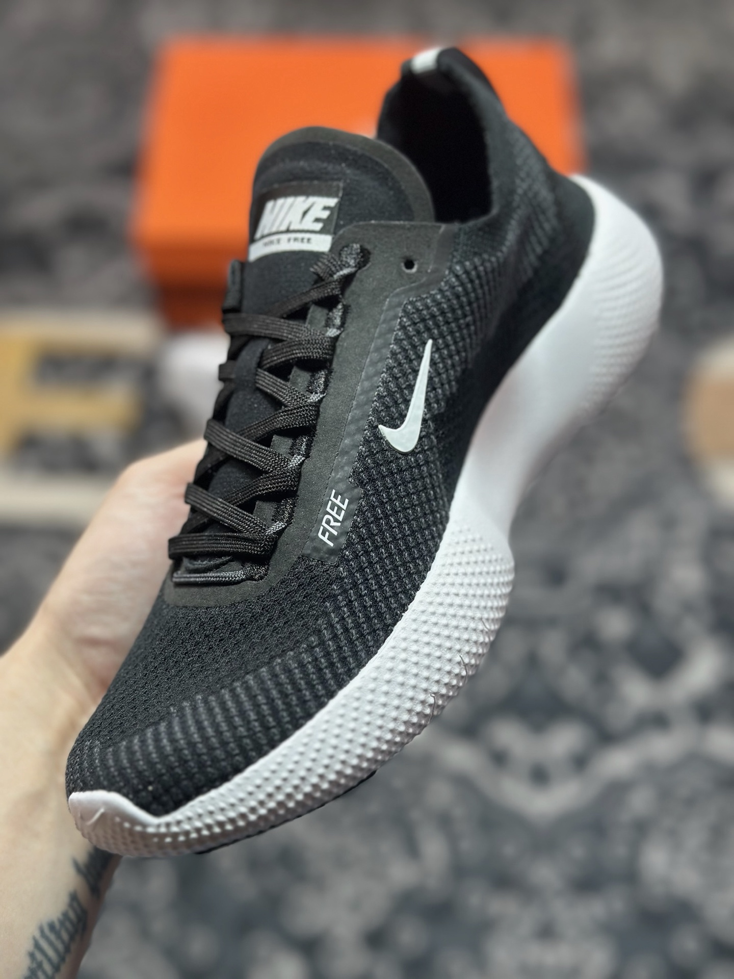 原装级别 NK Free 2025 黑白 赤足透气缓震运动跑鞋 HF1078-002
