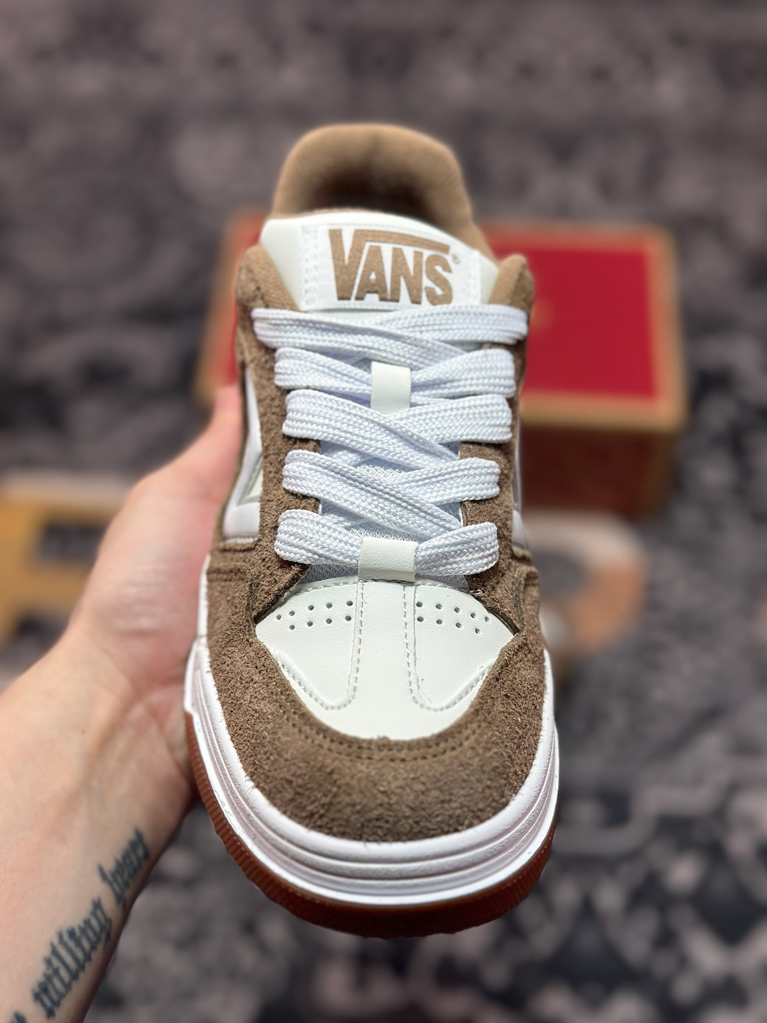 Vans Upland 棕色 范斯官方 美式复古休闲运动鞋 VN000D1H1NU-Chinese UA Cheap High Quatity Brand Clothes Bags handbags Sneakers wholesale wholesaler seller from China Factory suppliers Fashion Clothing Shoes best Quality Beautiful Price Vans Upland 棕色 范斯官方 美式复古休闲运动鞋 VN000D1H1NU