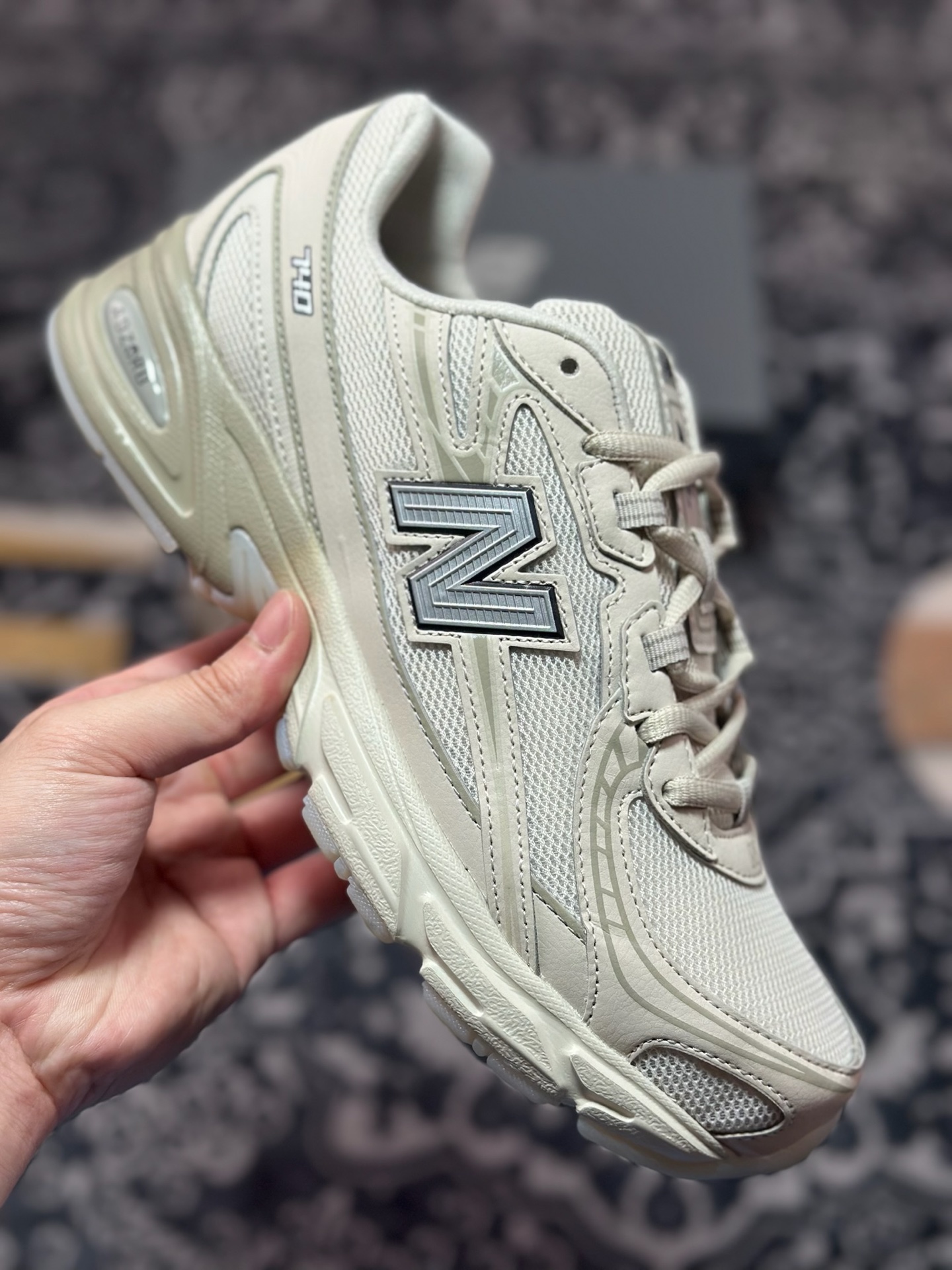 原装级别 New Balance NB740 轻便复古休闲运动跑步鞋 U740LN1-Chinese UA Cheap High Quatity Brand Clothes Bags handbags Sneakers wholesale wholesaler seller from China Factory suppliers Fashion Clothing Shoes best Quality Beautiful Price 原装级别 New Balance NB740 轻便复古休闲运动跑步鞋 U740LN1