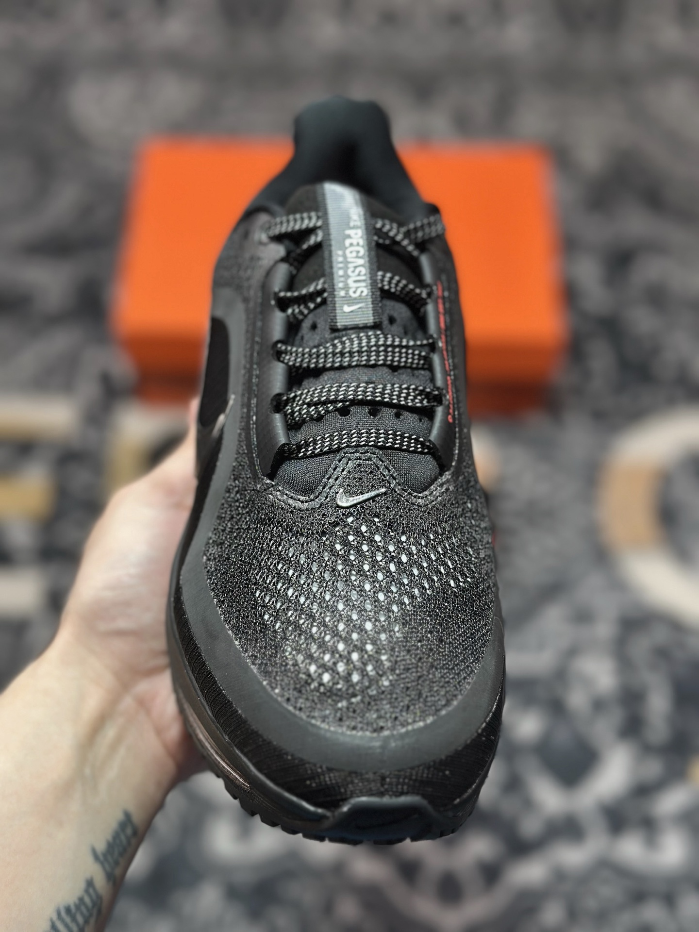 原装级别 NIKE PEGASUS PREMIUM耐克飞马公路跑步鞋 HQ2592-003-High Quatity Cheap Brand wholesale wholesaler seller Clothes Bags handbags Sneakers Top Fashion Clothing Shoes from China Factory Chinese suppliers best Quality Beautiful Price 原装级别 NIKE PEGASUS PREMIUM耐克飞马公路跑步鞋 HQ2592-003