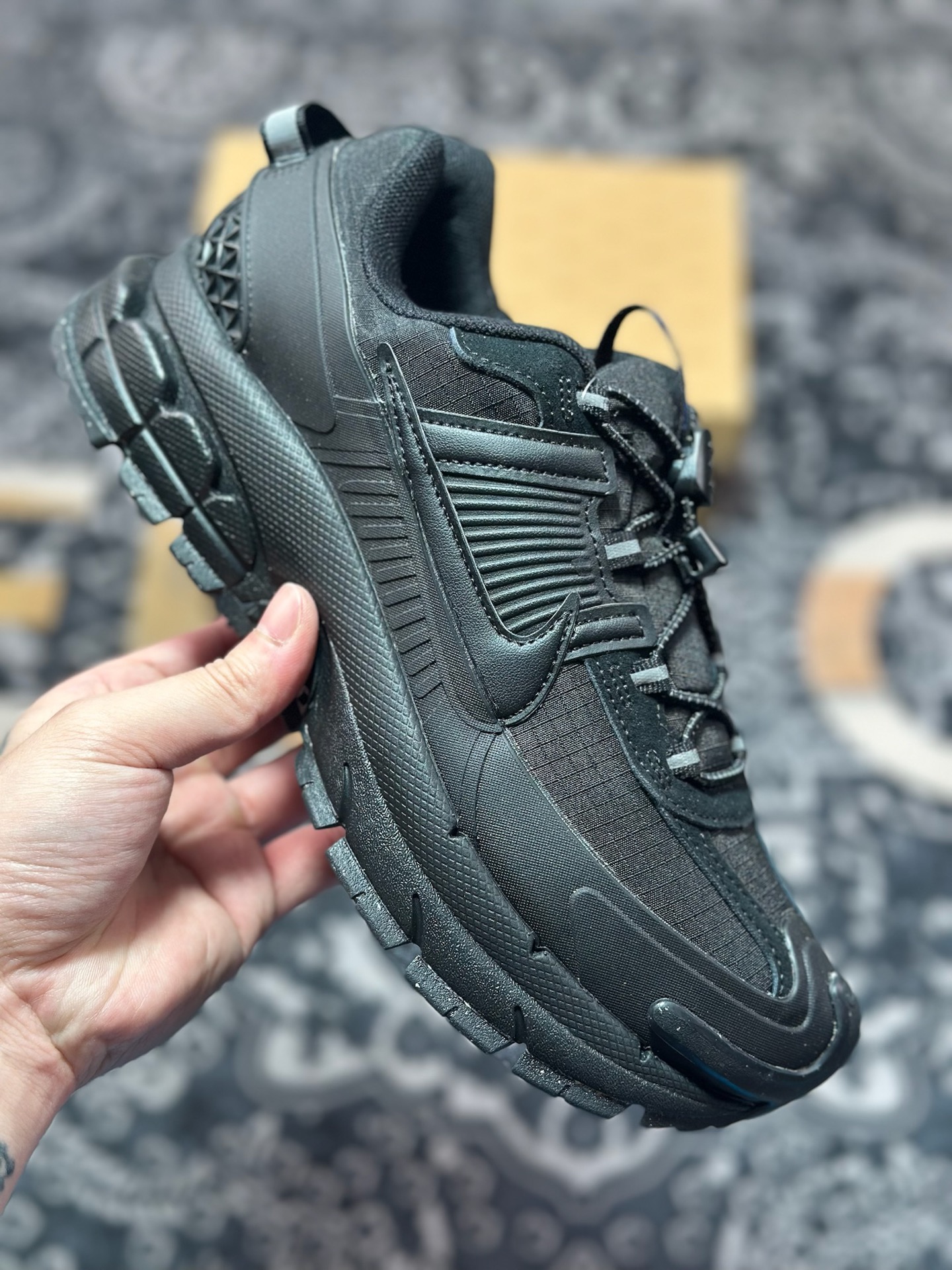 原厂级别 Nk Zoom Vomero Roam 马拉松复古五代休闲厚底增高运动慢跑老爹鞋 FV2295-002