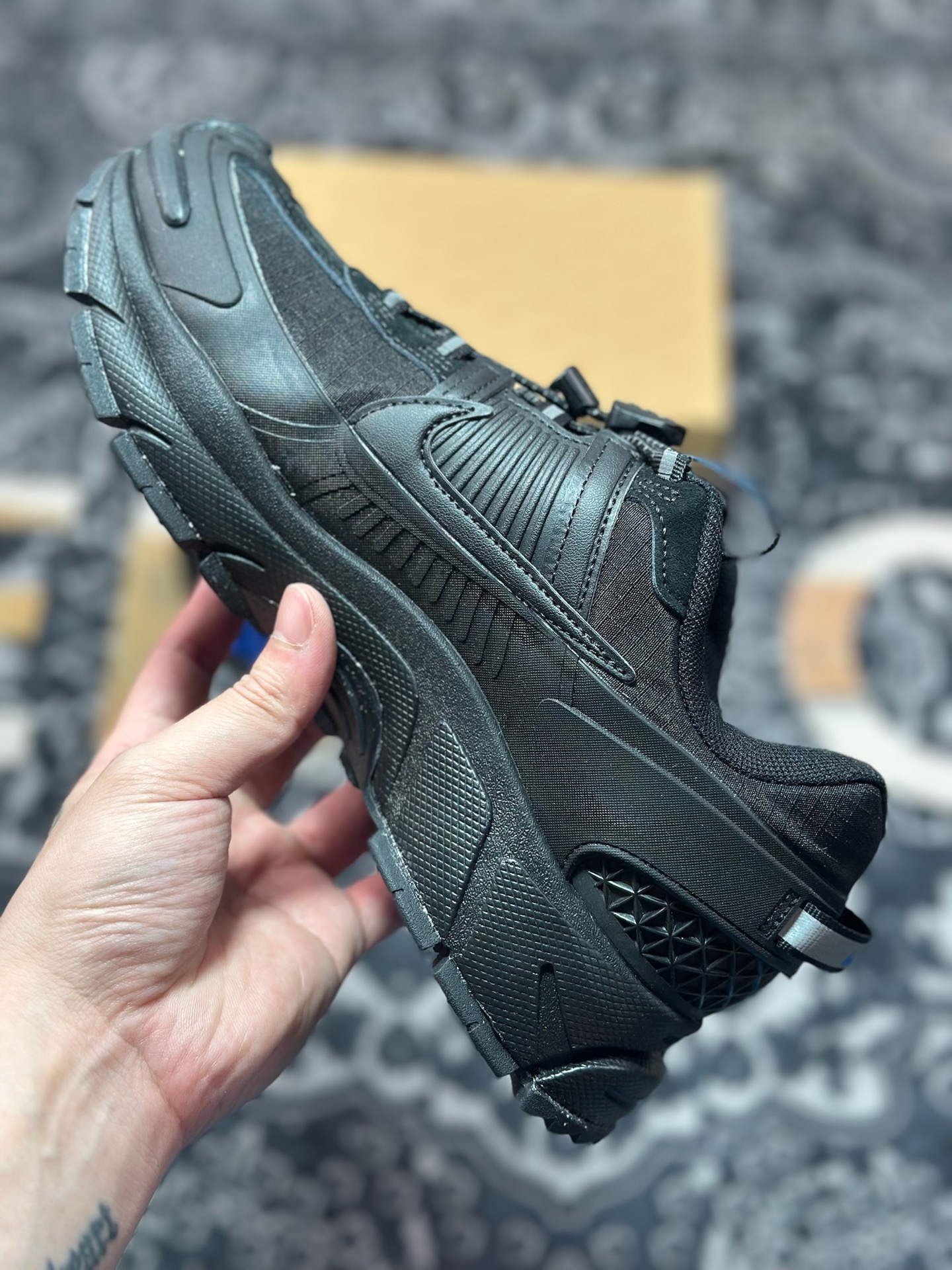 原厂级别 Nk Zoom Vomero Roam 马拉松复古五代休闲厚底增高运动慢跑老爹鞋 FV2295-002