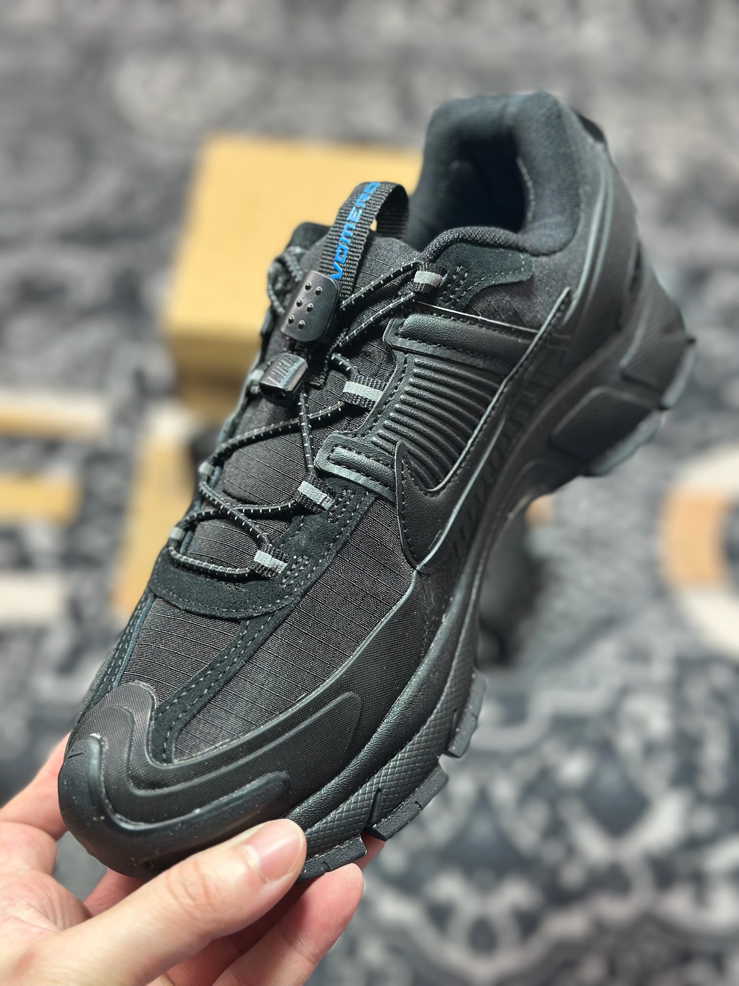 原厂级别 Nk Zoom Vomero Roam 马拉松复古五代休闲厚底增高运动慢跑老爹鞋 FV2295-002