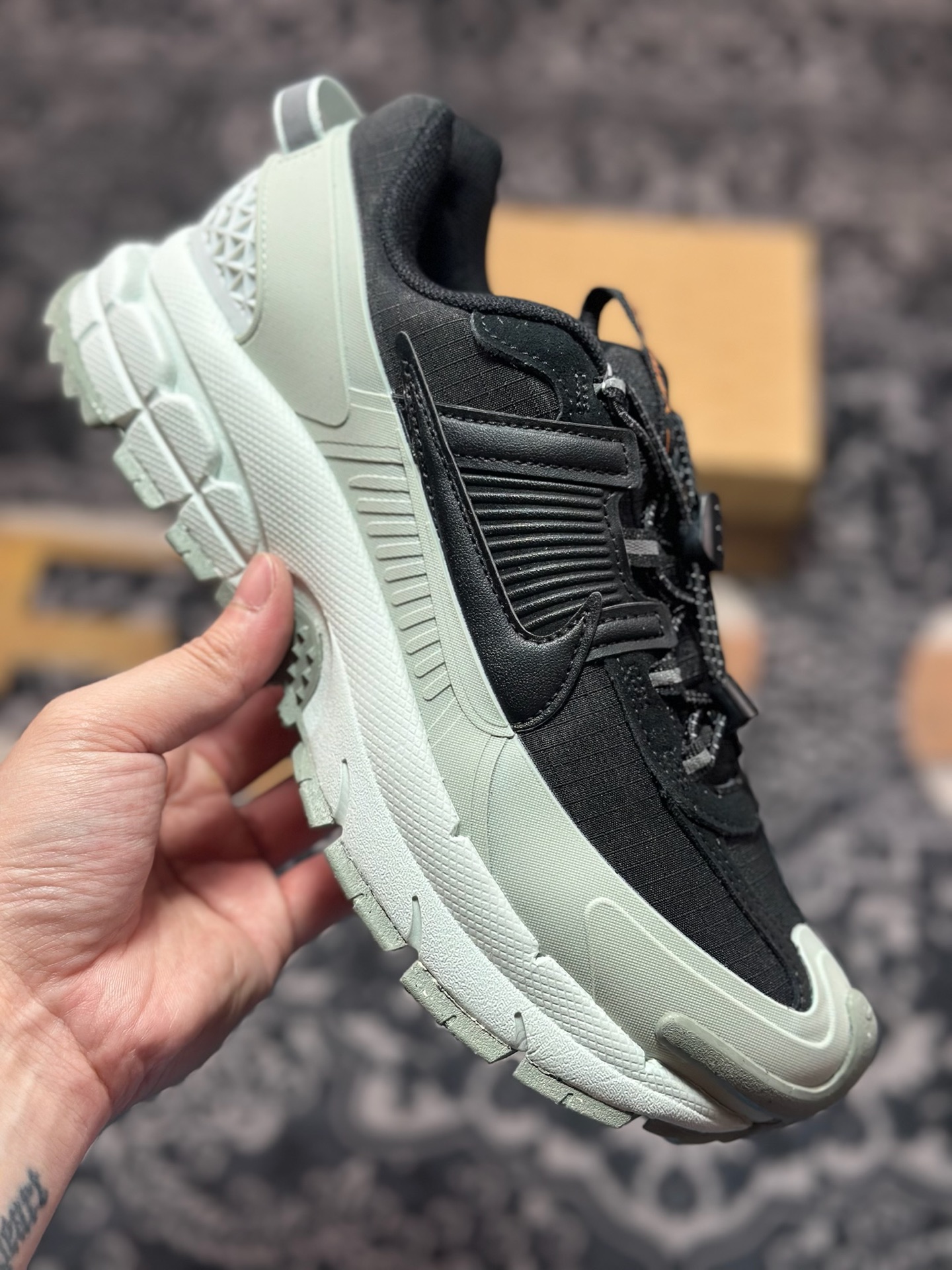 原厂级别 Nk Zoom Vomero Roam 马拉松复古五代休闲厚底增高运动慢跑老爹鞋 FV2295-001