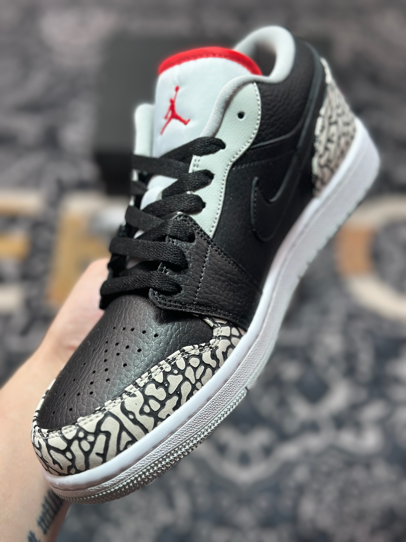 原装级别 Air Jordan 1 Low 黑灰石斑纹 338145-062-Chinese UA Cheap High Quatity Brand Clothes Bags handbags Sneakers wholesale wholesaler seller from China Factory suppliers Fashion Clothing Shoes best Quality Beautiful Price 原装级别 Air Jordan 1 Low 黑灰石斑纹 338145-062