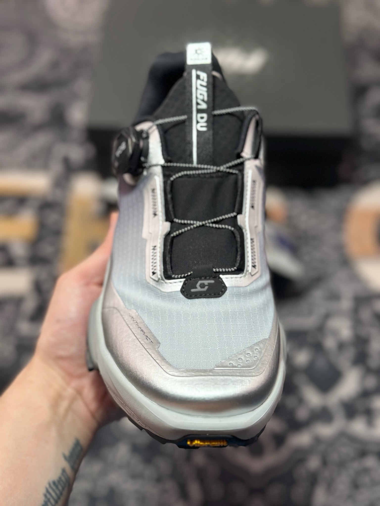 原装级别 凯乐石 KAILAS FUGA 黑山 DU BOA超强抓地力跑步鞋 KS2433171 银黑-Chinese UA Cheap High Quatity Brand Clothes Bags handbags Sneakers wholesale wholesaler seller from China Factory suppliers Fashion Clothing Shoes best Quality Beautiful Price 原装级别 凯乐石 KAILAS FUGA 黑山 DU BOA超强抓地力跑步鞋 KS2433171 银黑