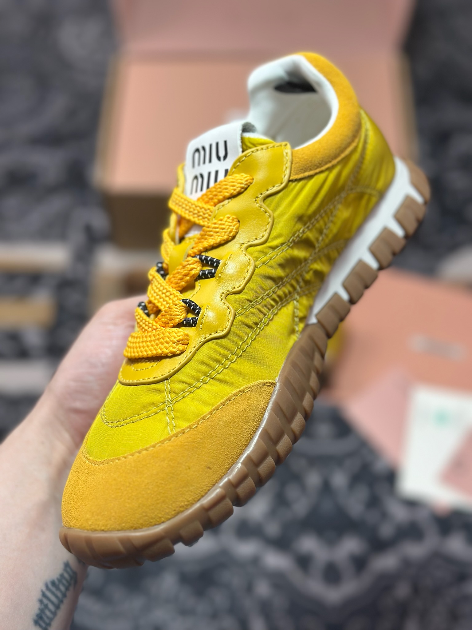 缪缪/MiuMiu Tyre Low Sneakers 泰尔系列低帮复古百搭德训风休闲板鞋-Chinese UA Cheap High Quatity Brand Clothes Bags handbags Sneakers wholesale wholesaler seller from China Factory suppliers Fashion Clothing Shoes best Quality Beautiful Price 缪缪/MiuMiu Tyre Low Sneakers 泰尔系列低帮复古百搭德训风休闲板鞋