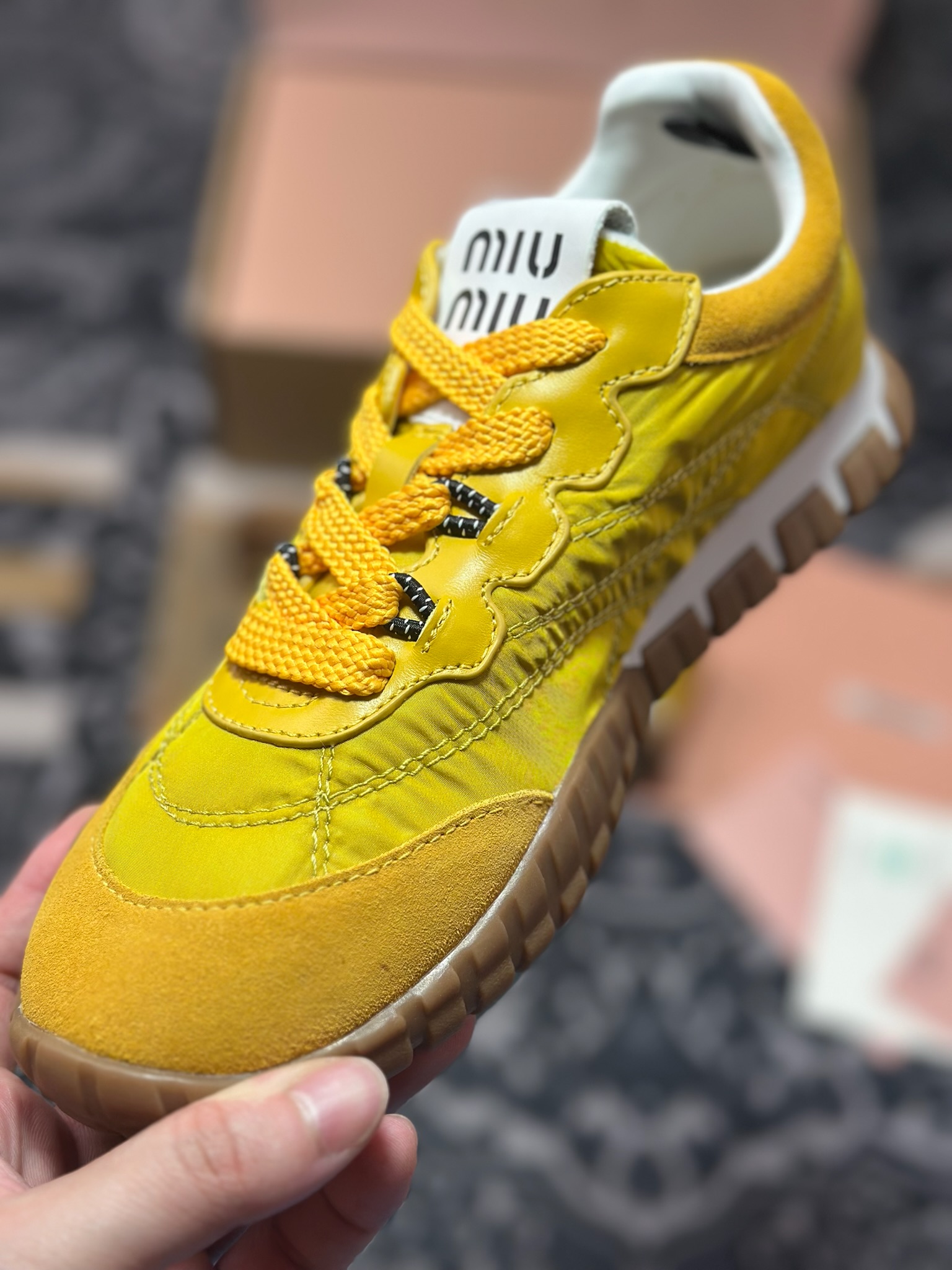 缪缪/MiuMiu Tyre Low Sneakers 泰尔系列低帮复古百搭德训风休闲板鞋-Chinese UA Cheap High Quatity Brand Clothes Bags handbags Sneakers wholesale wholesaler seller from China Factory suppliers Fashion Clothing Shoes best Quality Beautiful Price 缪缪/MiuMiu Tyre Low Sneakers 泰尔系列低帮复古百搭德训风休闲板鞋