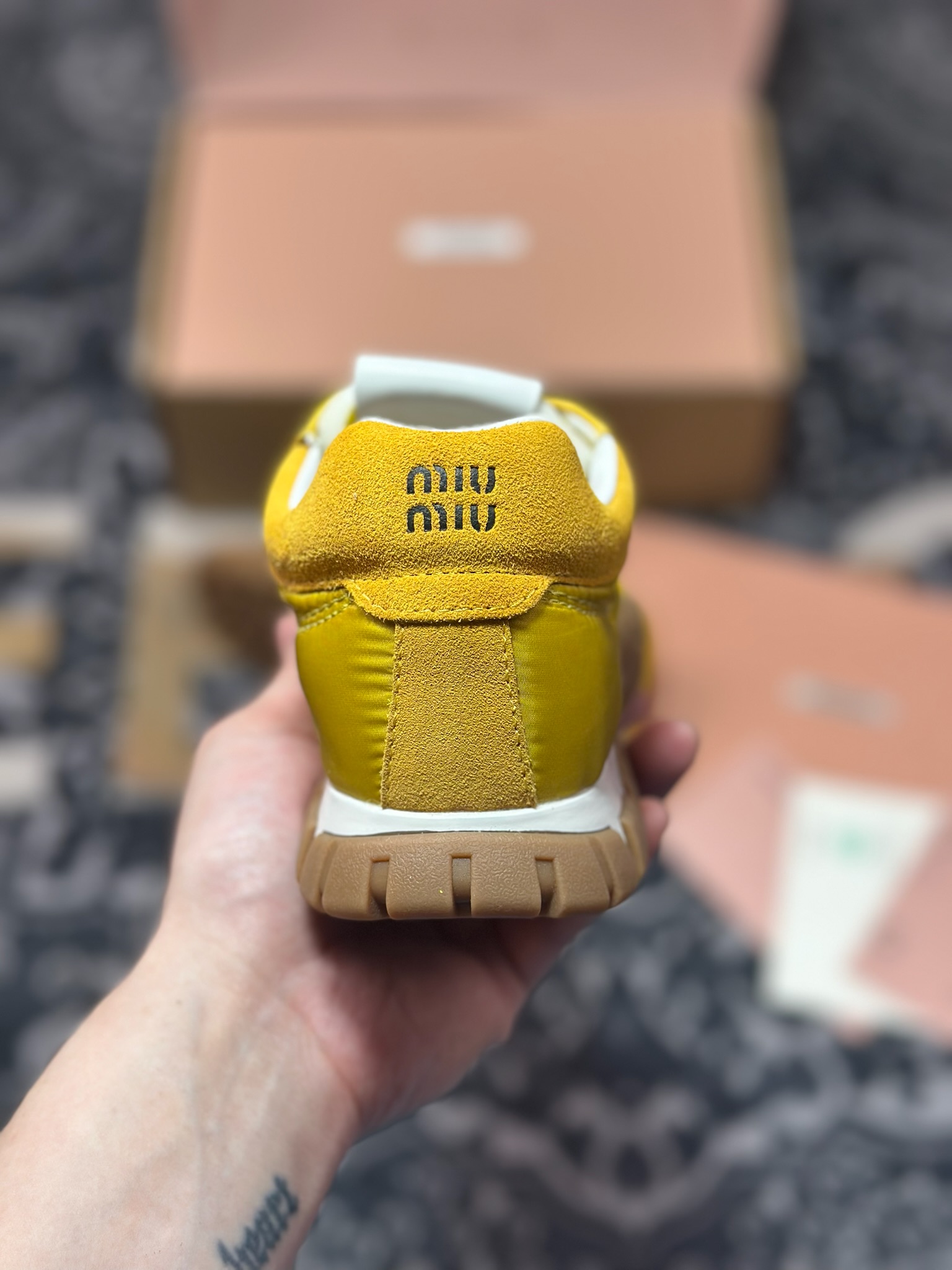 缪缪/MiuMiu Tyre Low Sneakers 泰尔系列低帮复古百搭德训风休闲板鞋-Chinese UA Cheap High Quatity Brand Clothes Bags handbags Sneakers wholesale wholesaler seller from China Factory suppliers Fashion Clothing Shoes best Quality Beautiful Price 缪缪/MiuMiu Tyre Low Sneakers 泰尔系列低帮复古百搭德训风休闲板鞋