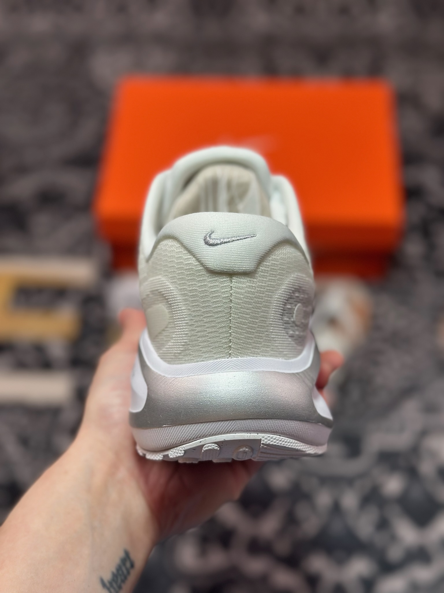 原厂级别 NK Journey Run 舒适简约轻质缓震休闲运动跑步鞋  FJ7765-102