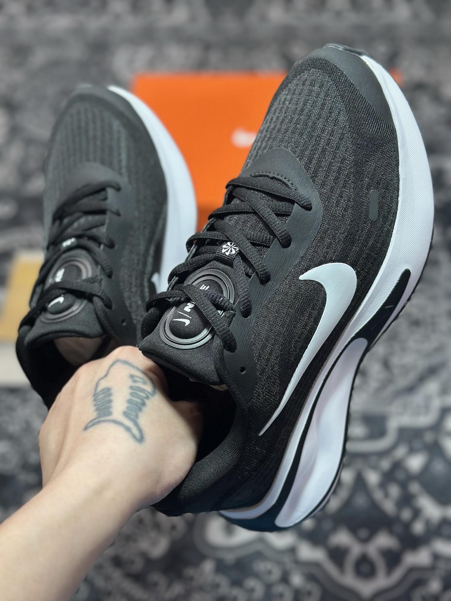 原厂级别 NK Journey Run 舒适简约轻质缓震休闲运动跑步鞋  FN0288-001