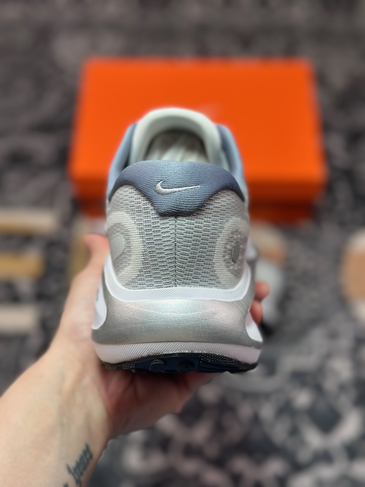 原厂级别 NK Journey Run 舒适简约轻质缓震休闲运动跑步鞋 FN0228-104-Chinese UA Cheap High Quatity Brand Clothes Bags handbags Sneakers wholesale wholesaler seller from China Factory suppliers Fashion Clothing Shoes best Quality Beautiful Price 原厂级别 NK Journey Run 舒适简约轻质缓震休闲运动跑步鞋 FN0228-104