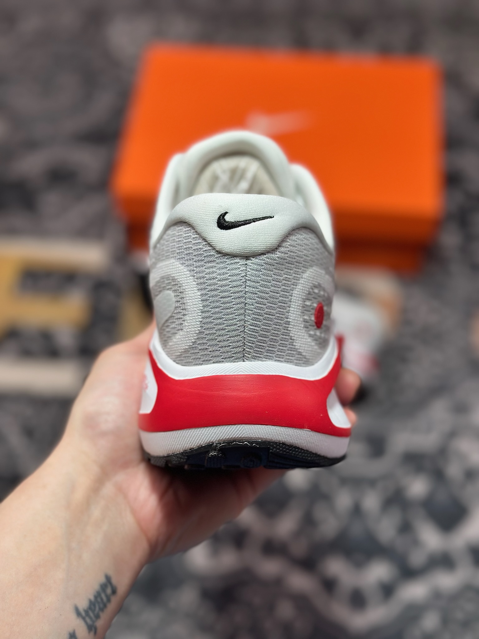 原厂级别 NK Journey Run 舒适简约轻质缓震休闲运动跑步鞋  FN0228-103